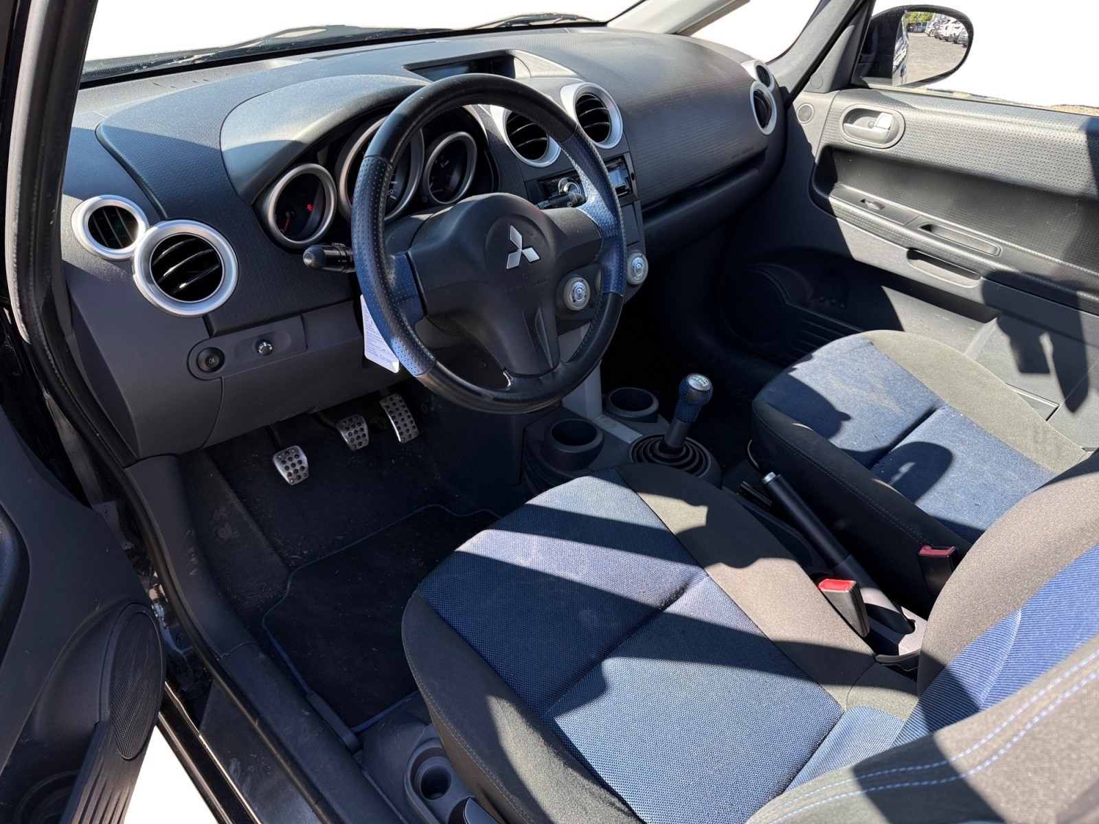 MITSUBISHI Colt 1.3 16V Inform-image-8