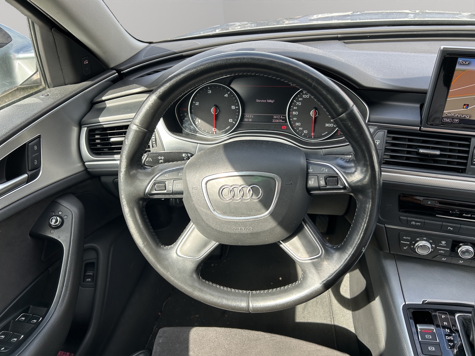 AUDI A6 Avant 2.0 TDI ultra multitronic-image-15