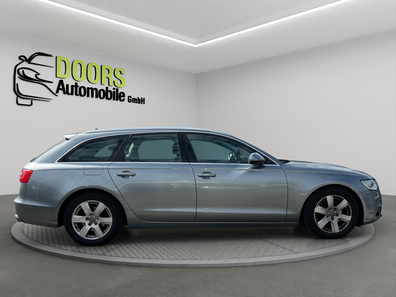 AUDI A6 Avant 2.0 TDI ultra multitronic-image-5
