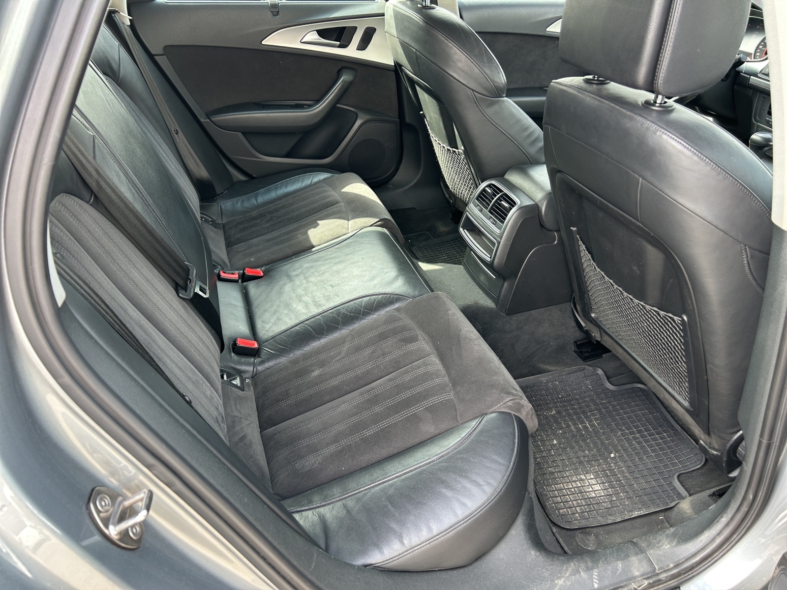 AUDI A6 Avant 2.0 TDI ultra multitronic-image-17