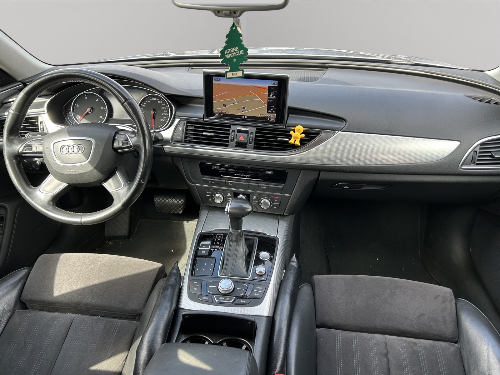 AUDI A6 Avant 2.0 TDI ultra multitronic-image-9
