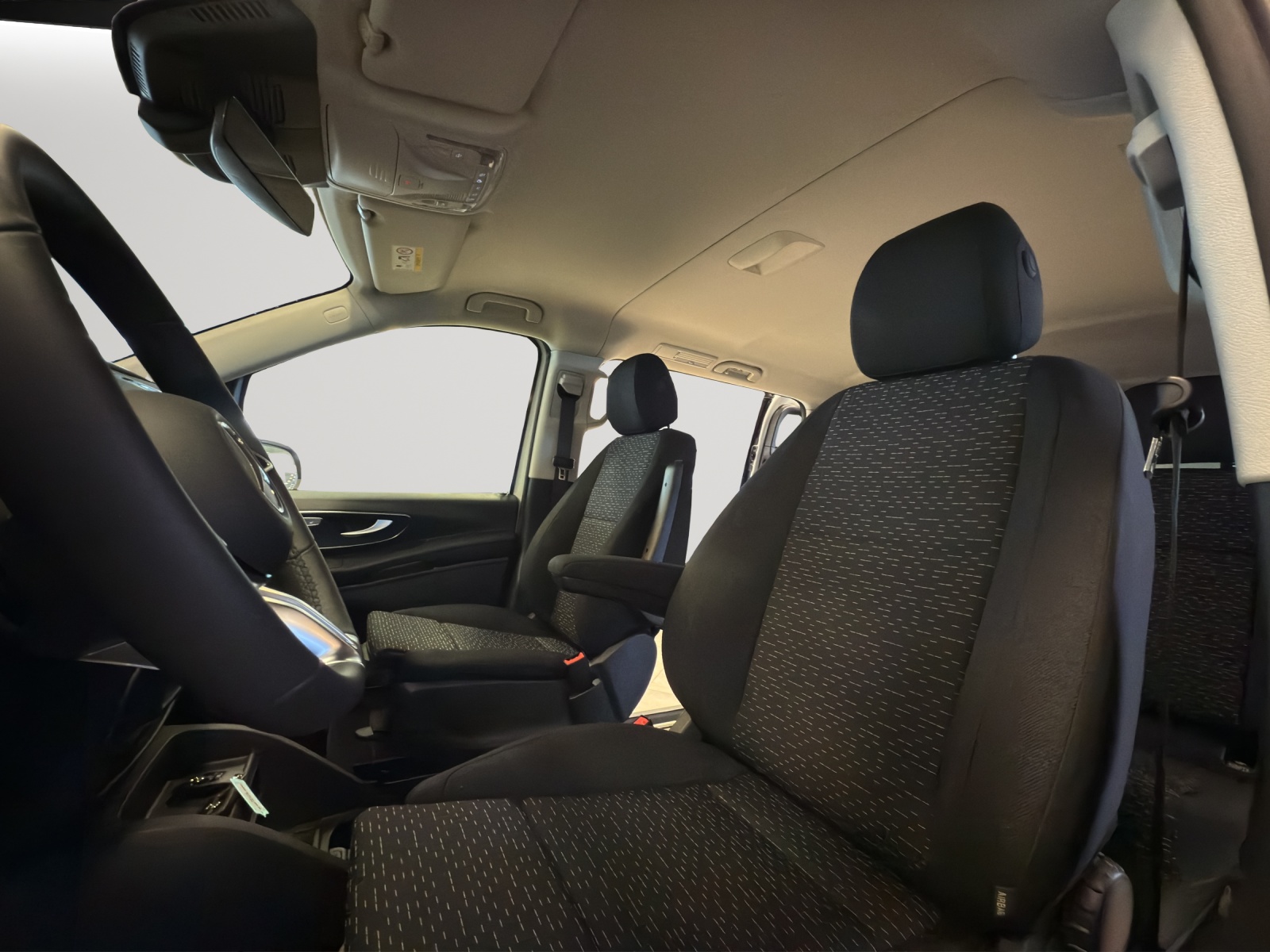 MERCEDES-BENZ Vito 116 CDI Lang Select Tourer 4Matic 9G-Tronic-image-7