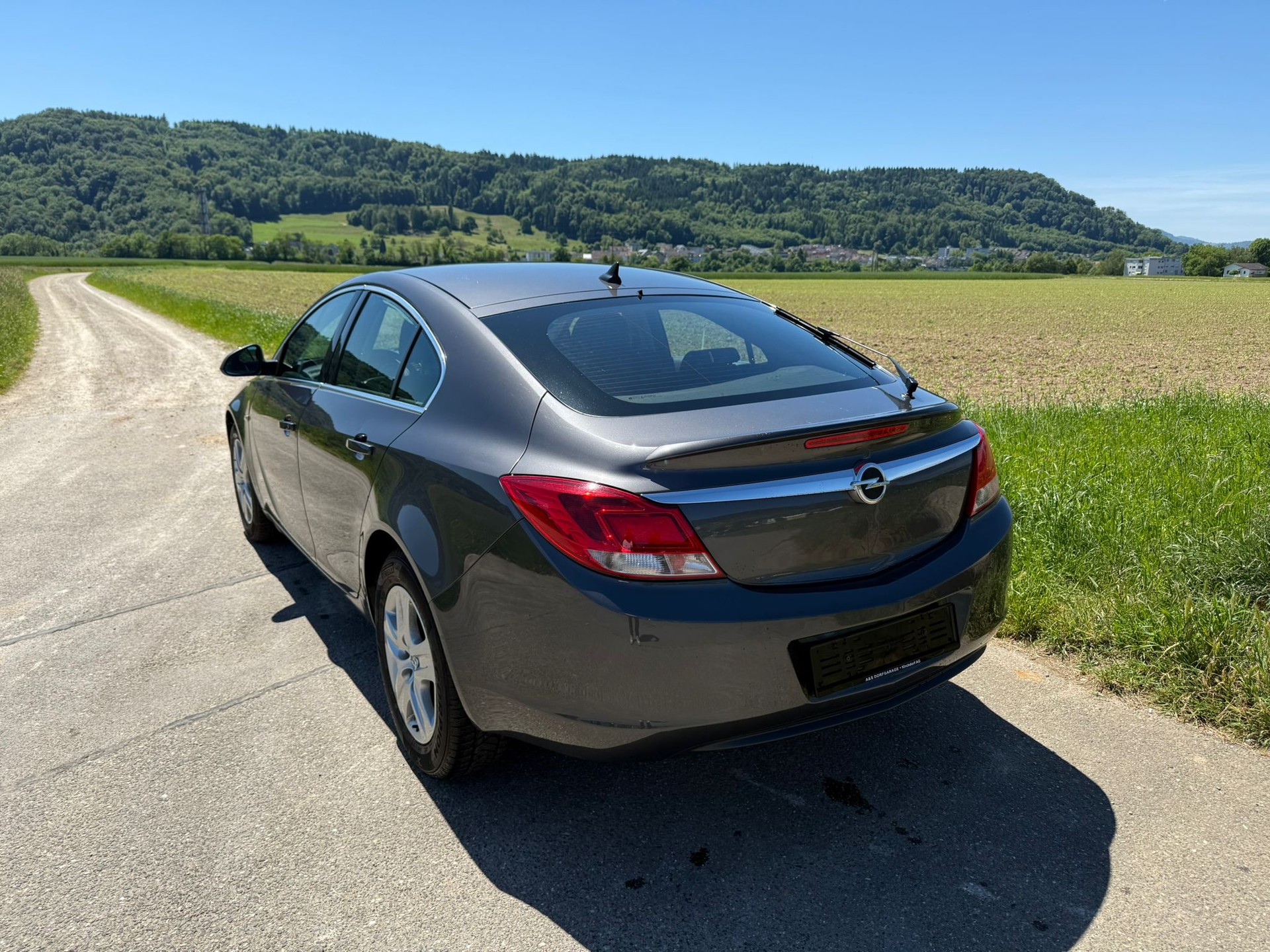 OPEL Insignia 1.8-image-2