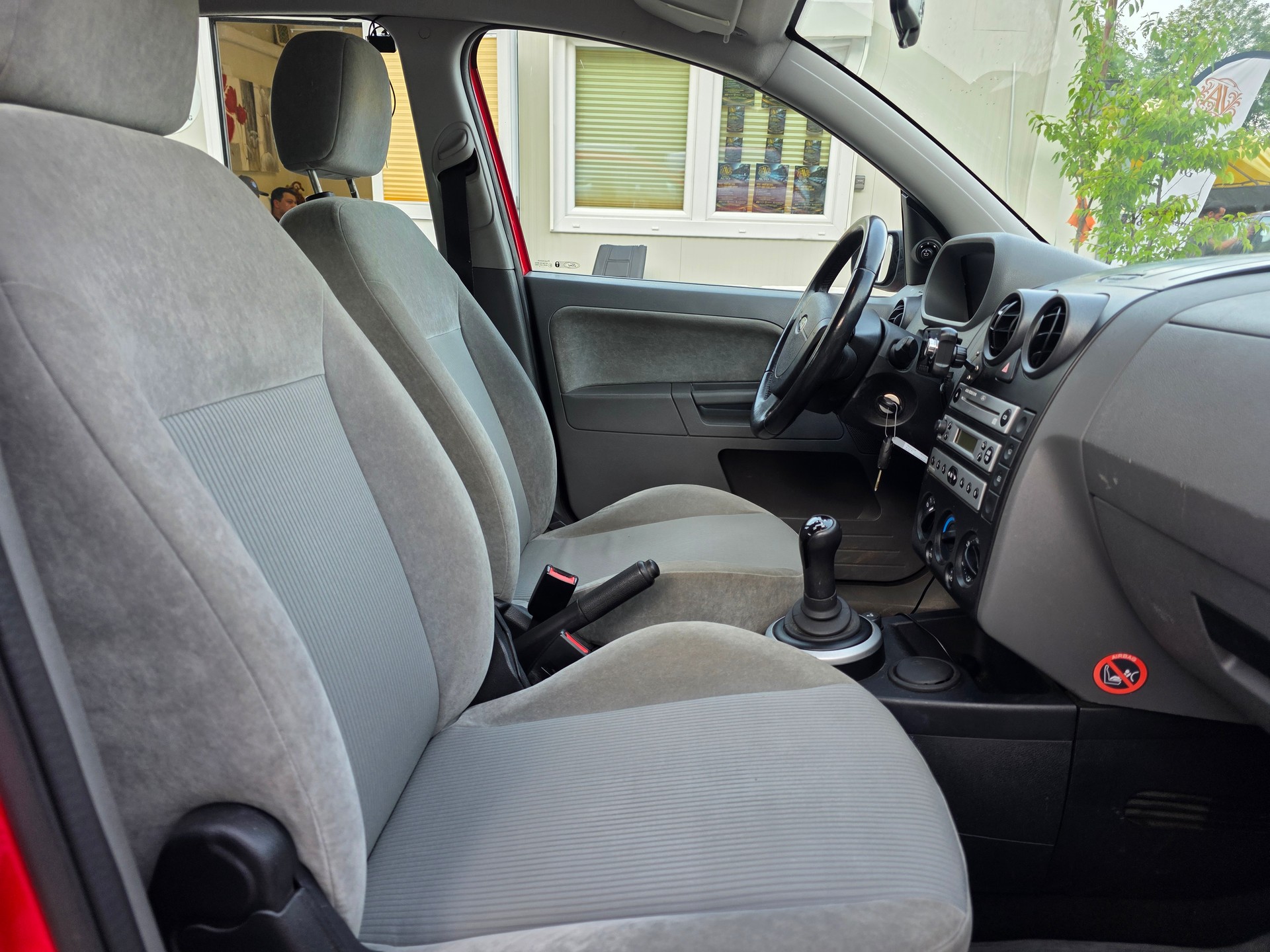FORD Fusion 1.4 16V Ambiente *** Frisch ab MFK / Frisch ab Service / 6 Monate Garantie / Neuer Zahnriemen / Gratis Lieferung ***-image-14