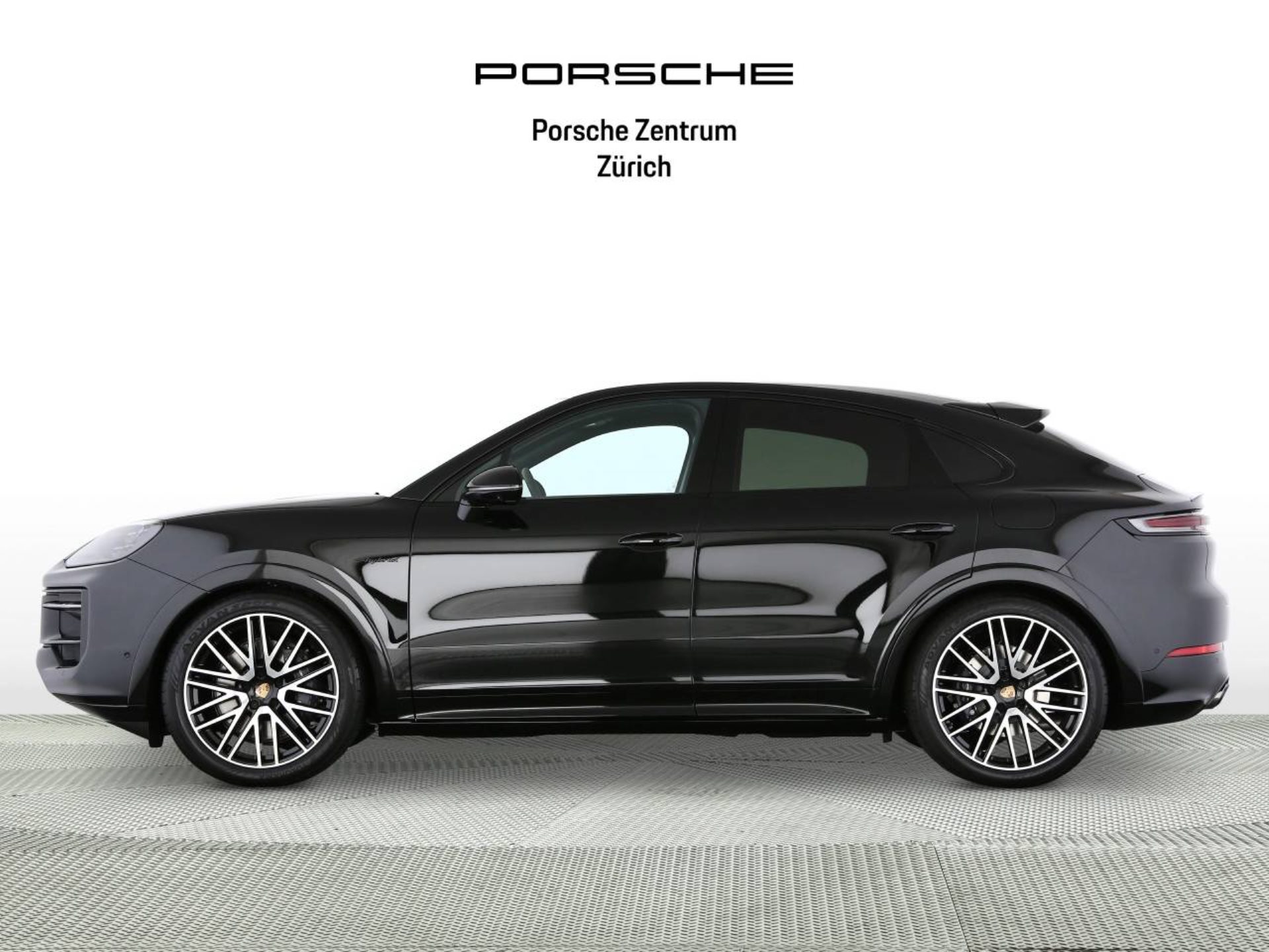 PORSCHE Cayenne E-Hybrid Coupé Black Edition-image-5