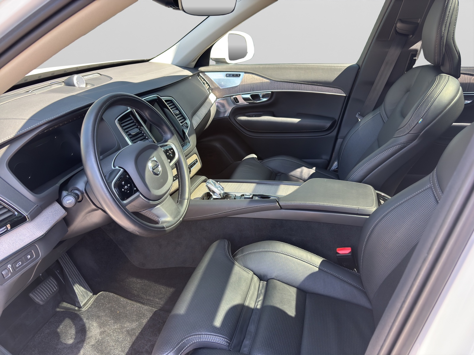 VOLVO XC90 2.0 T8 TE Inscription 7P. eAWD-showroom-element-3