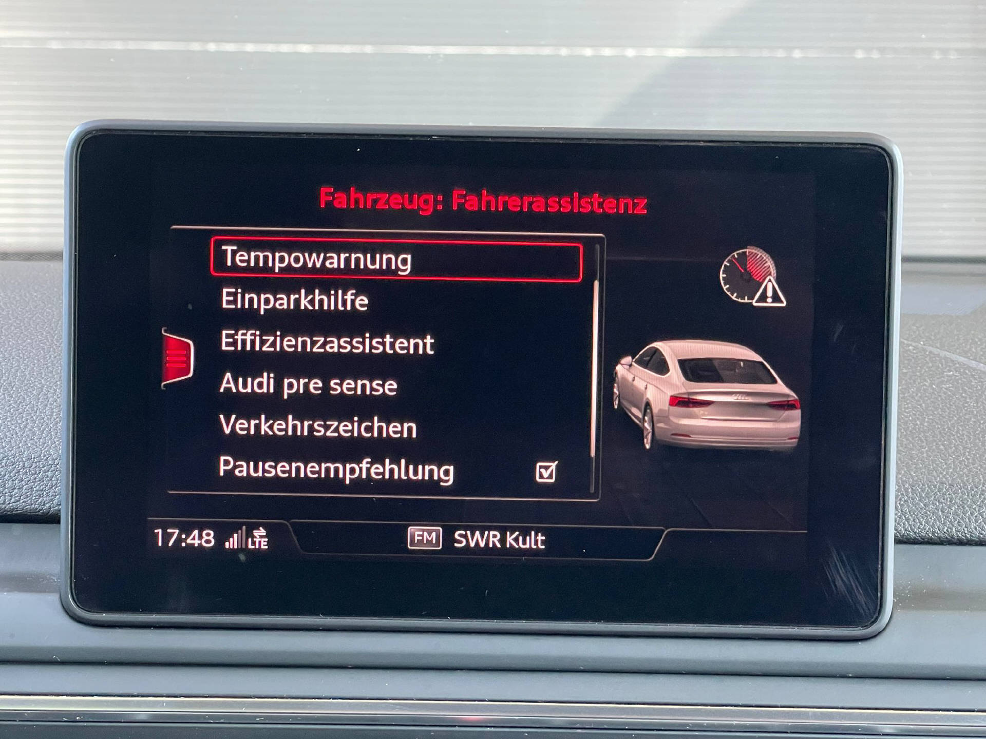 AUDI A5 Sportback 2.0 40 TDI S-Tronic-image-14