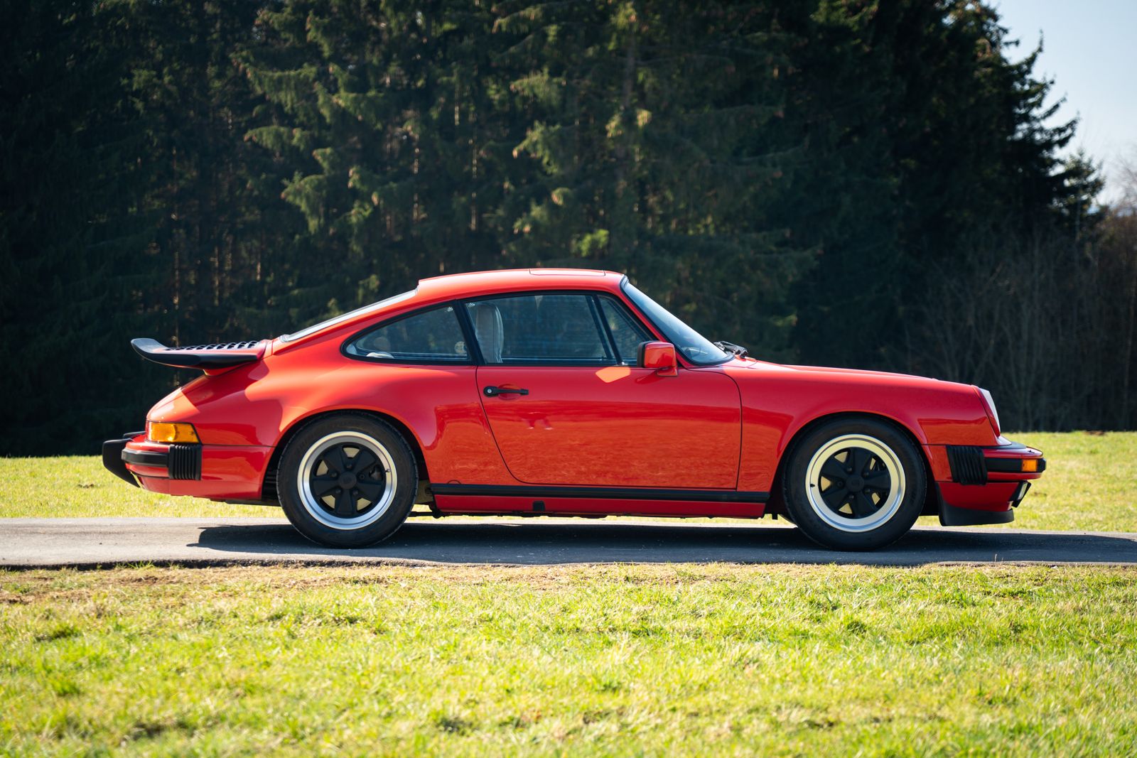PORSCHE 3.2 Carrera-image-0