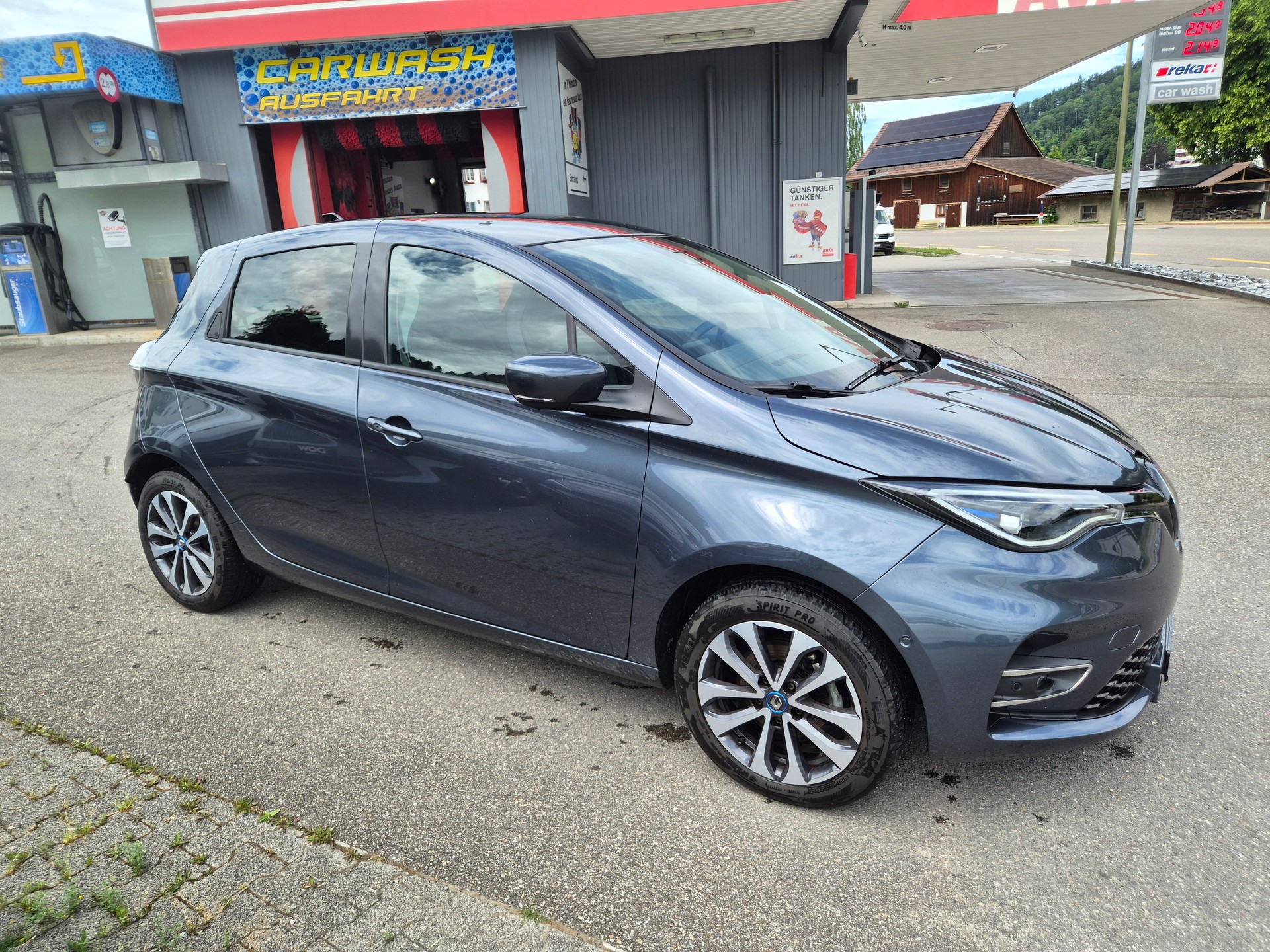 RENAULT R135 Intens inkl. Batterie-image-1