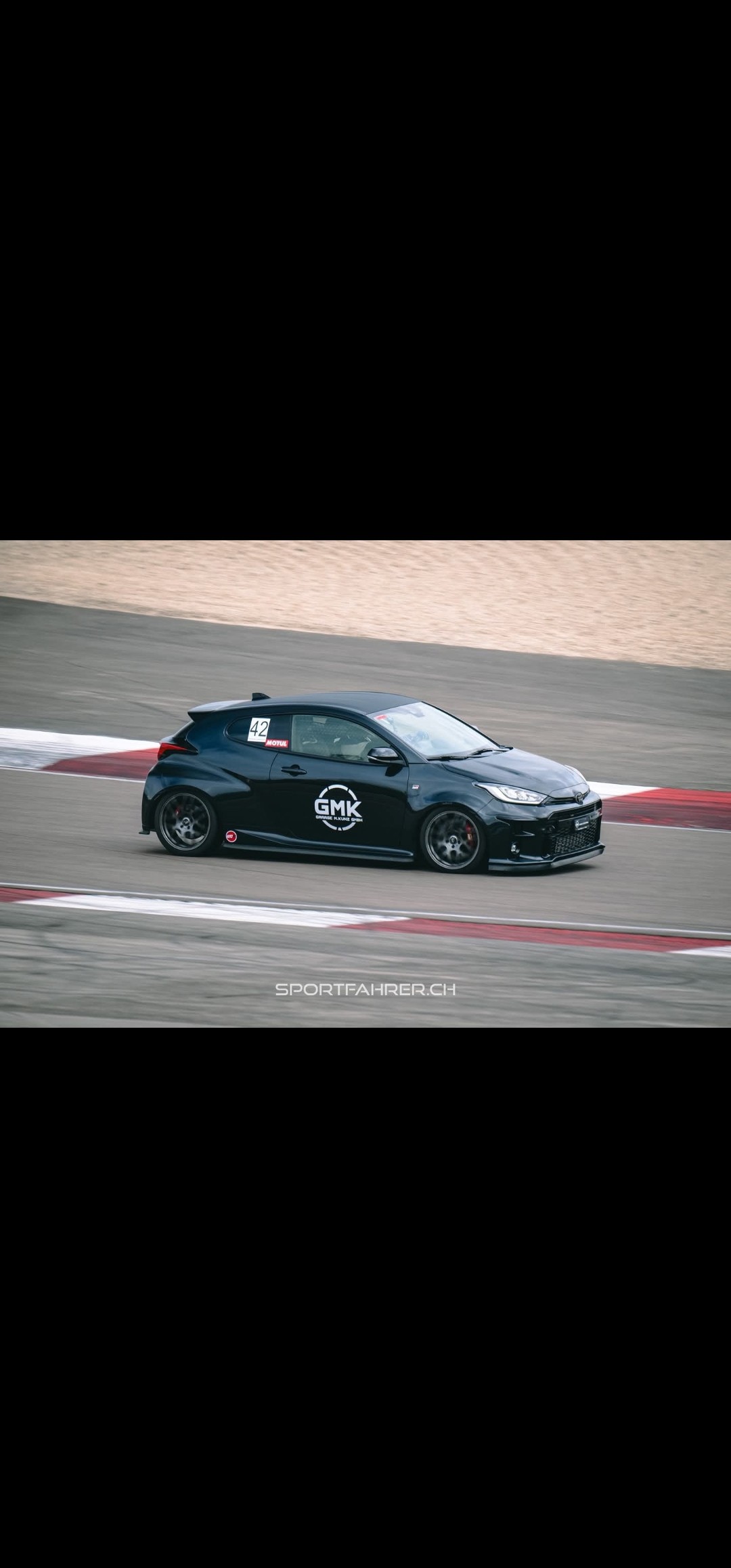 TOYOTA GR Yaris 1.6 Turbo Sport 4x4-image-3