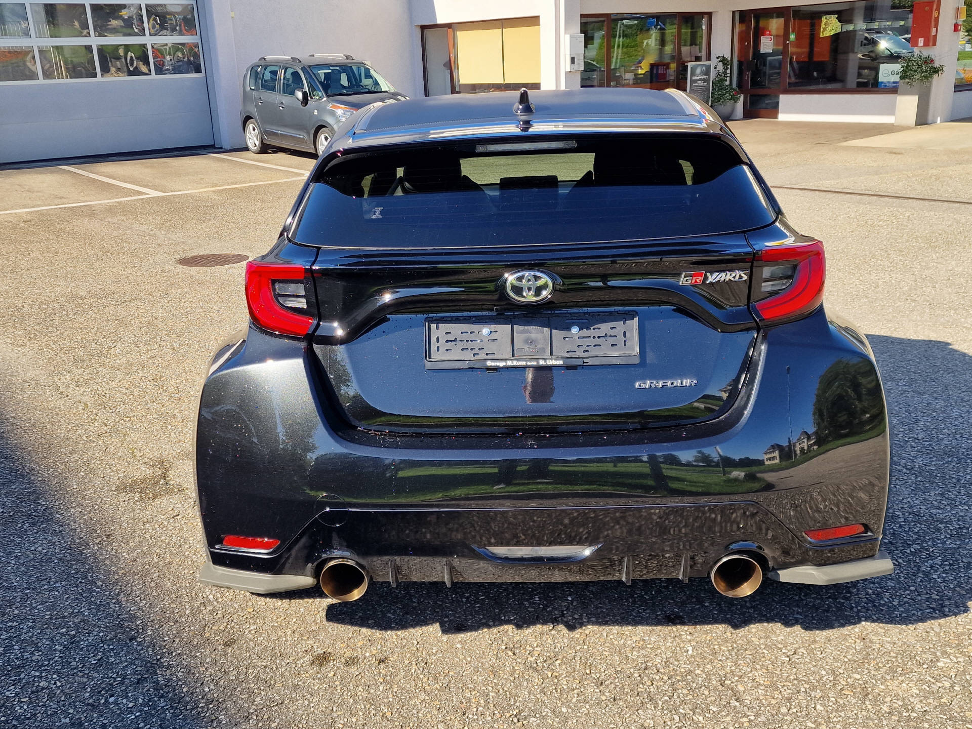 TOYOTA GR Yaris 1.6 Turbo Sport 4x4-image-7