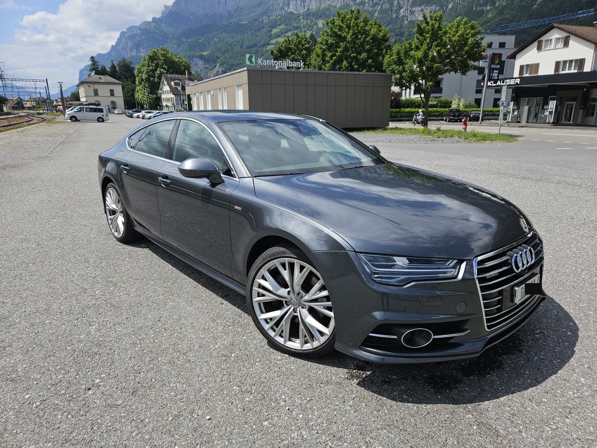 AUDI 3.0 V6 TDI quattro S-Tronic-image-1