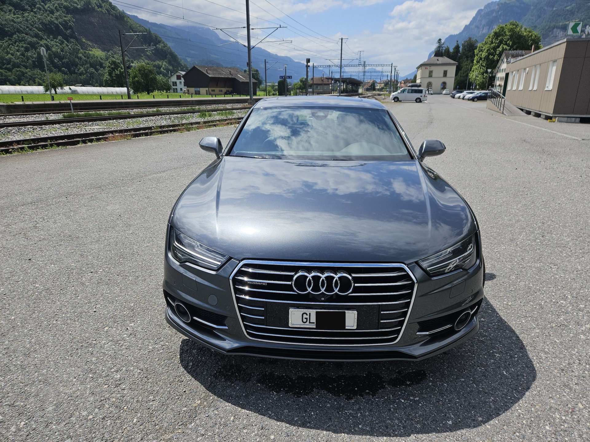 AUDI 3.0 V6 TDI quattro S-Tronic-image-3