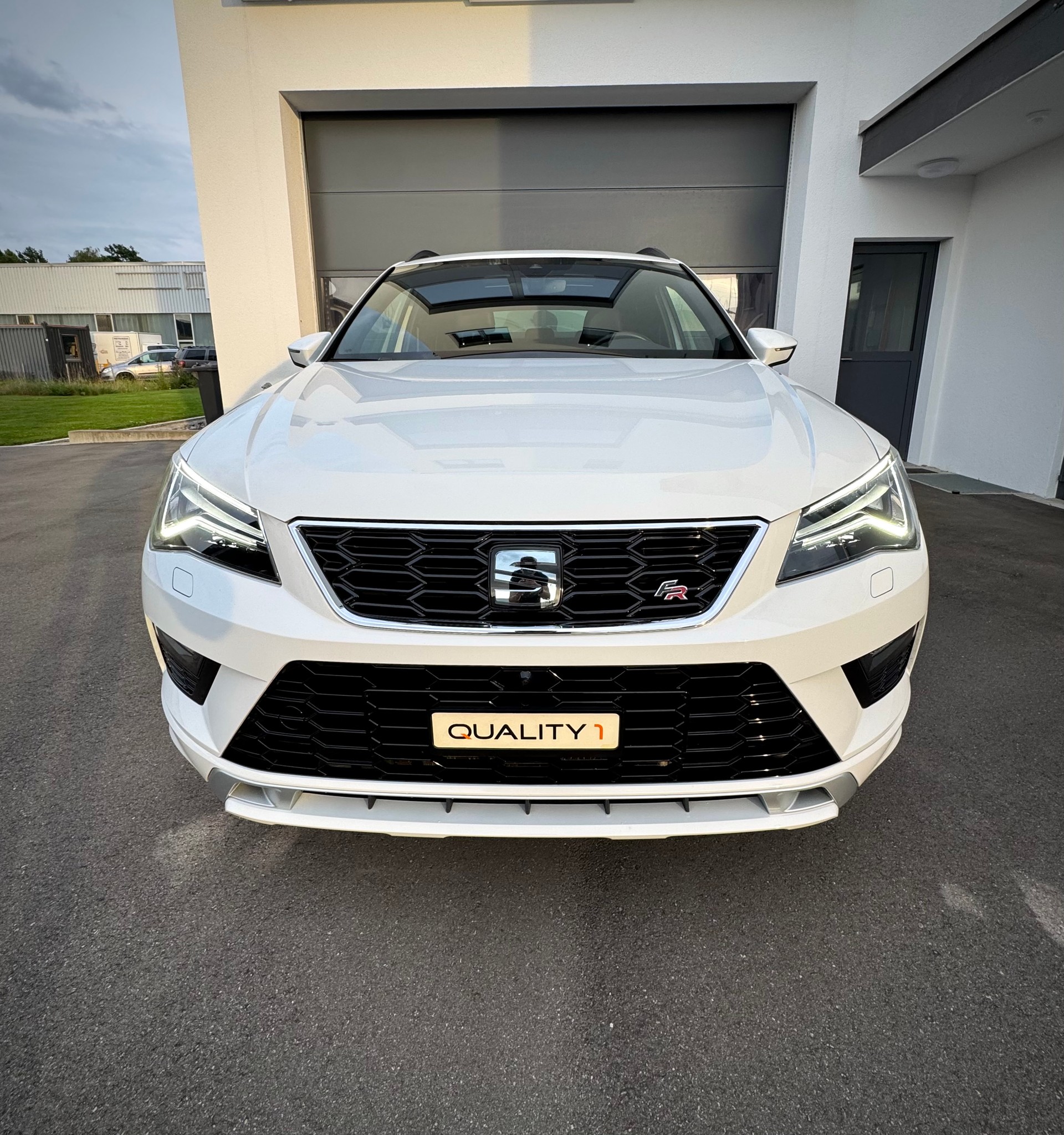 SEAT Ateca 2.0 TSI FR 4Drive DSG-image-1