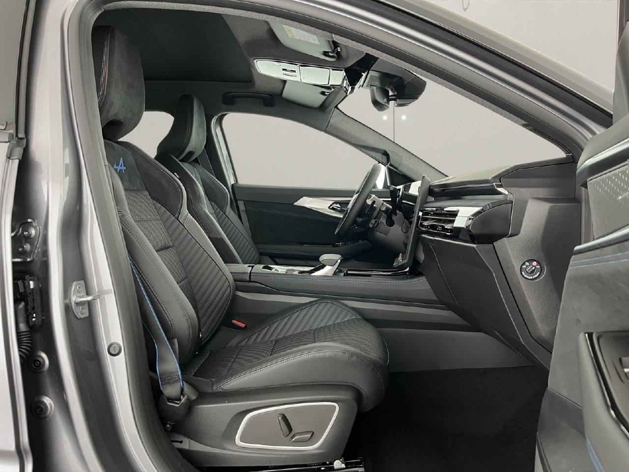RENAULT Austral 1.2 E-Tech esprit Alpine-image-6