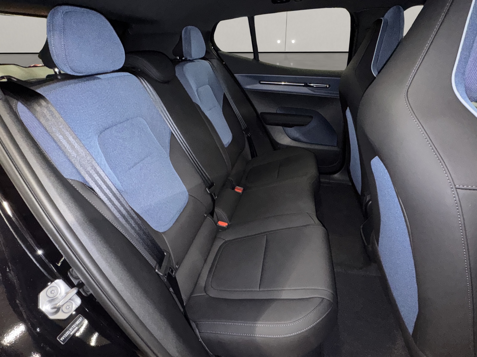 VOLVO EX30 E60 Plus-image-14