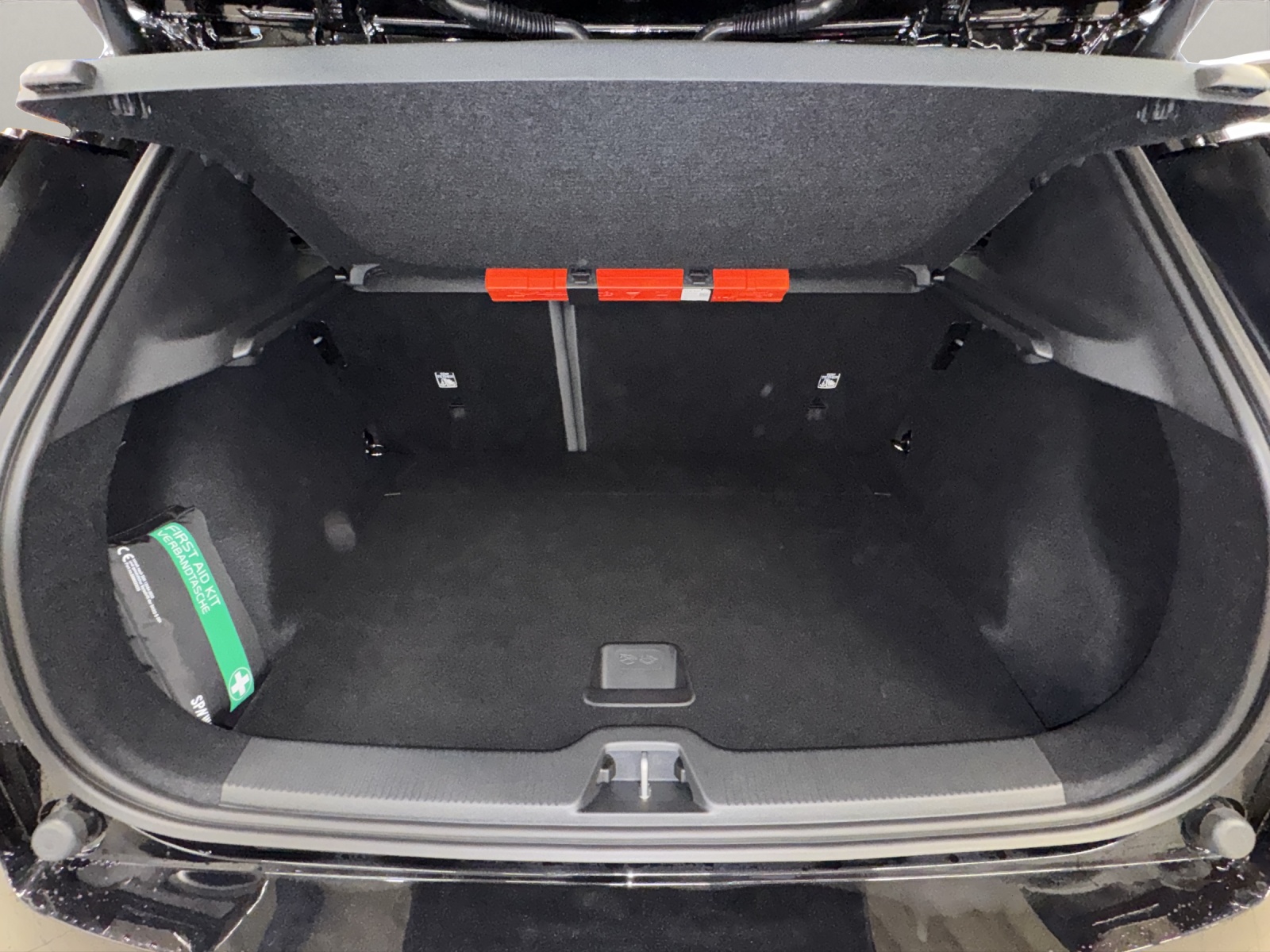 VOLVO EX30 E60 Plus-image-15