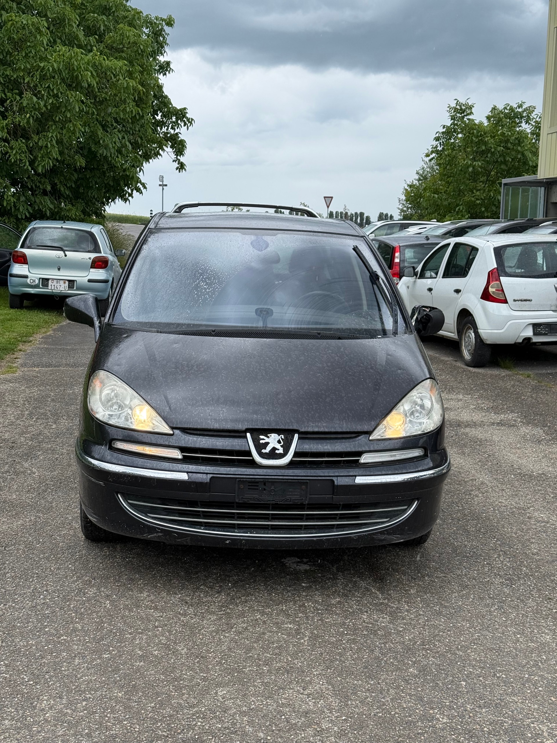 PEUGEOT 807 2.0 16V HDi (ST) Family+-image-2