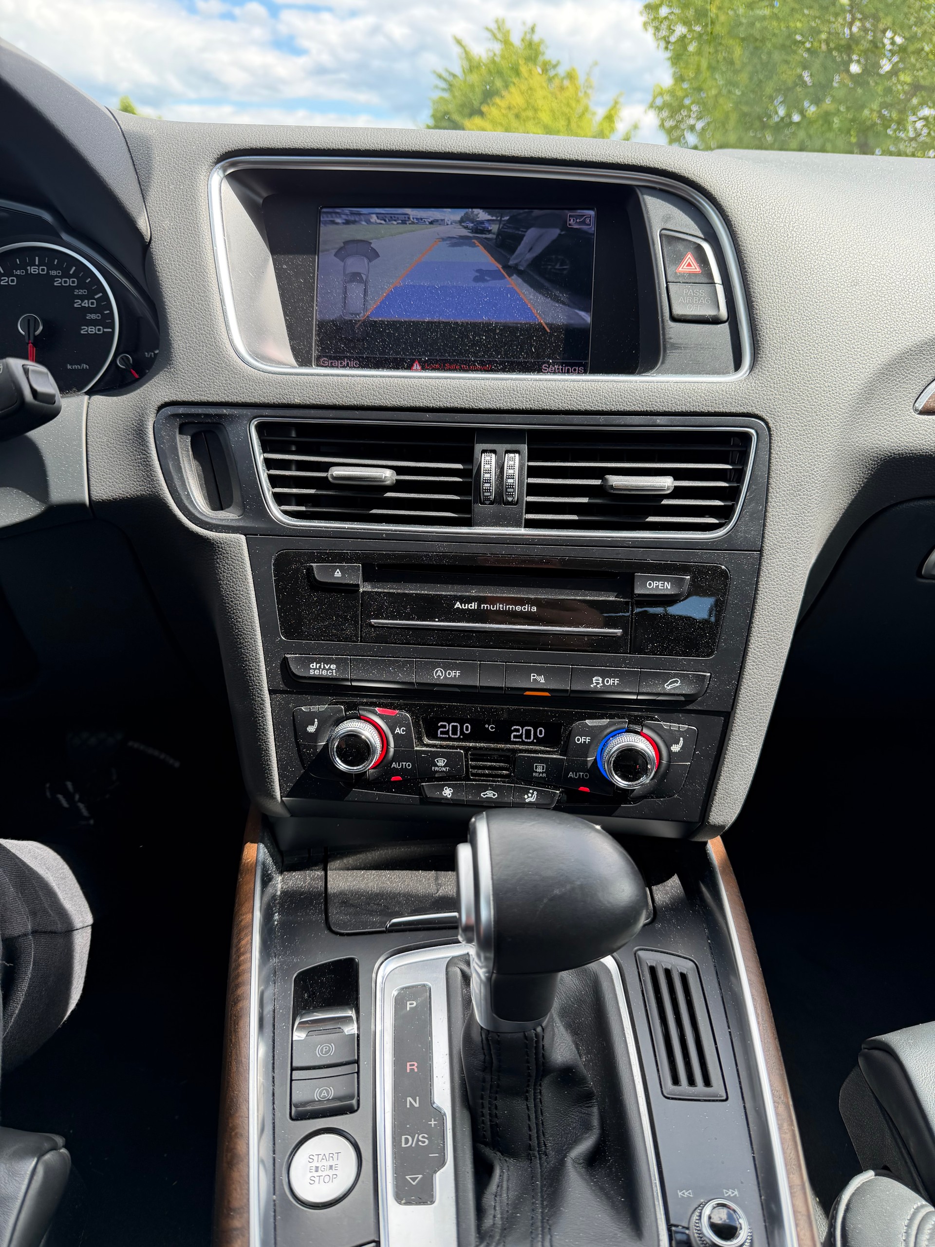 AUDI Q5 3.0 TFSI quattro tiptronic-image-8