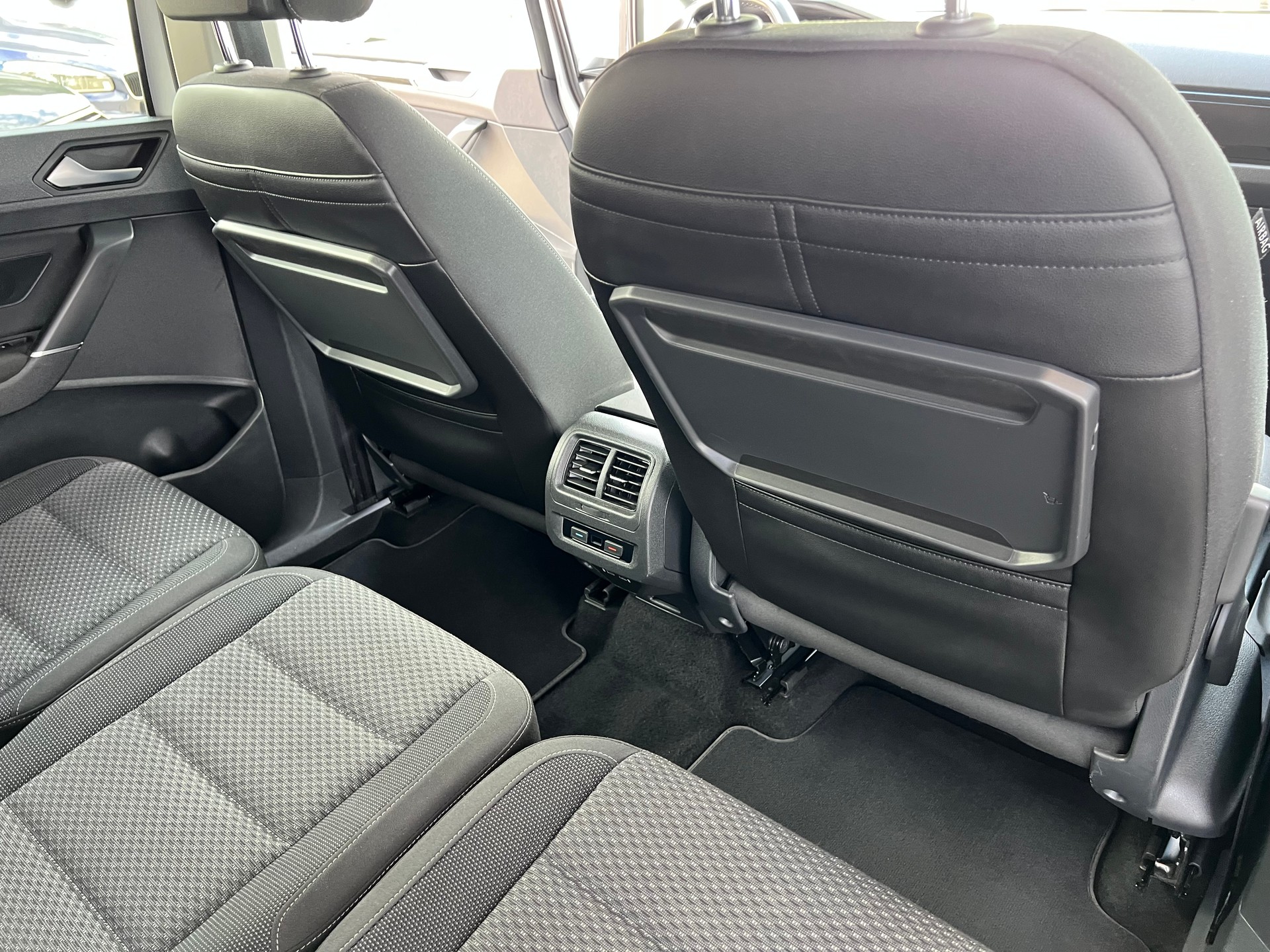 VW Touran 1.4 TSI Comfortline ** 7 Sitzer * Navigation * Rückfarhtkamera * 8 fach * frisch ab MFK * 1 Jahr Garantie möglich ***-image-10