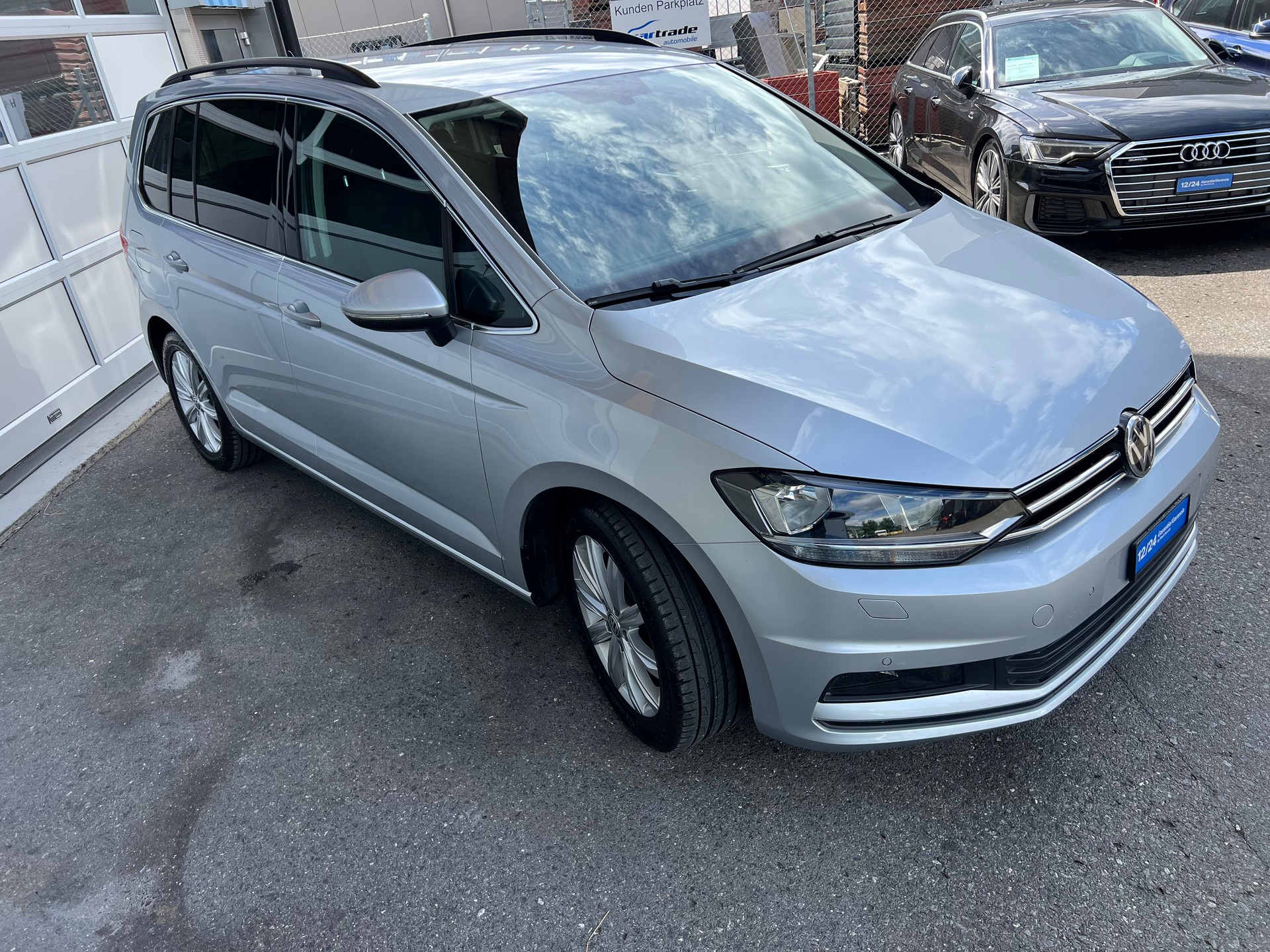 VW Touran 1.4 TSI Comfortline ** 7 Sitzer * Navigation * Rückfarhtkamera * 8 fach * frisch ab MFK * 1 Jahr Garantie möglich ***-image-3