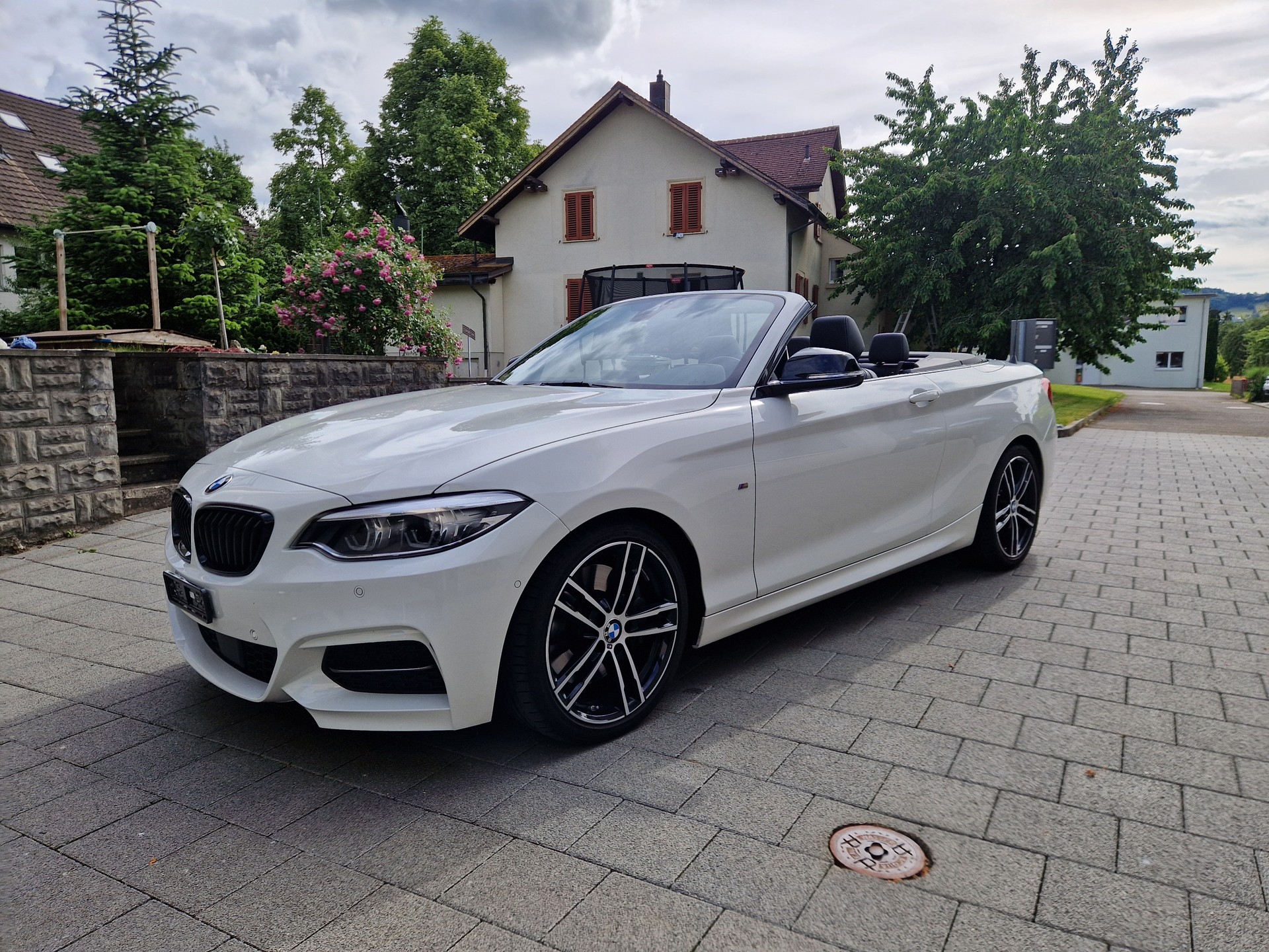 BMW M240i xDrive SAG-image-0
