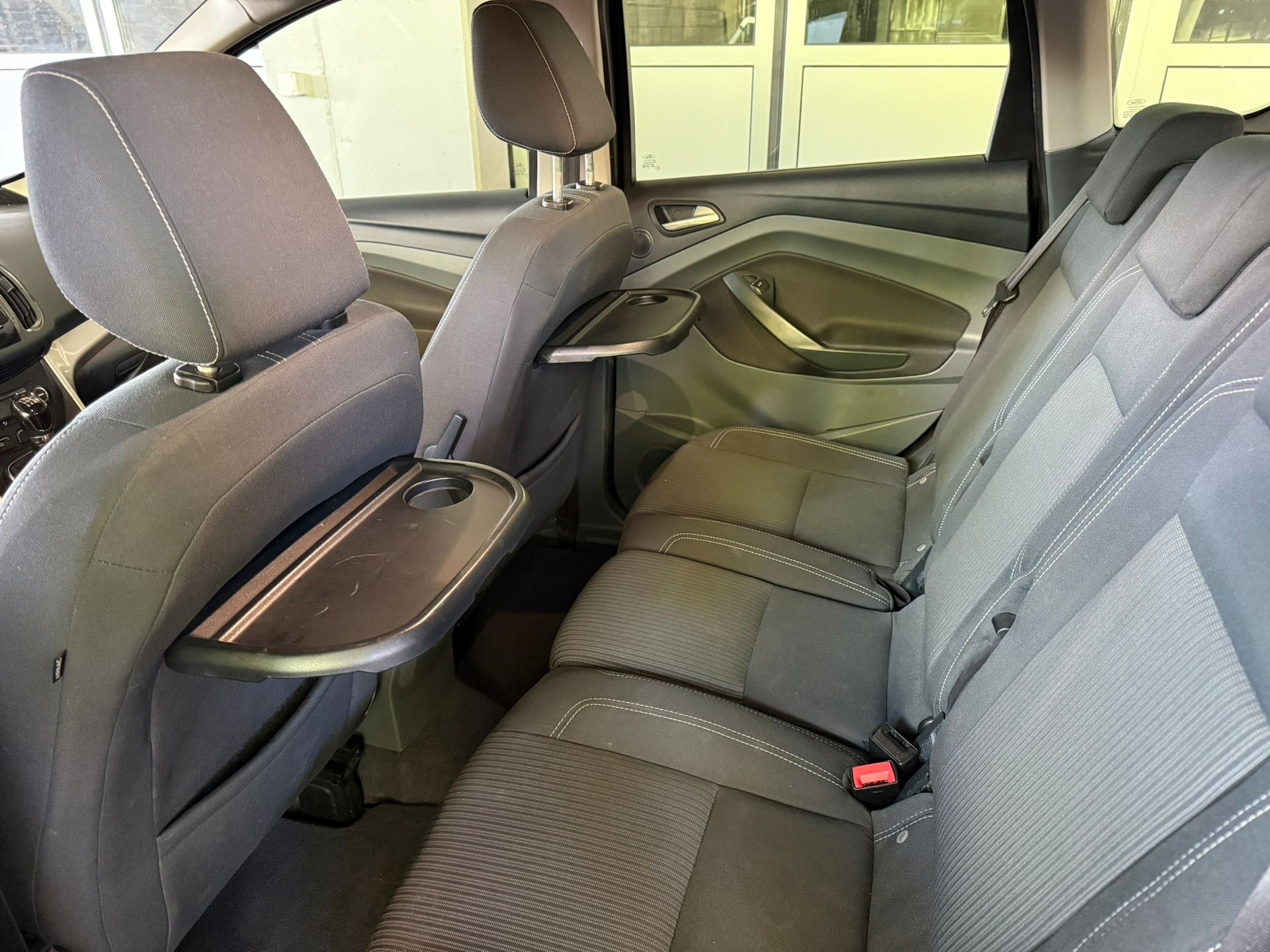 FORD C-Max 1.6 Ti-VCT Titanium-image-9