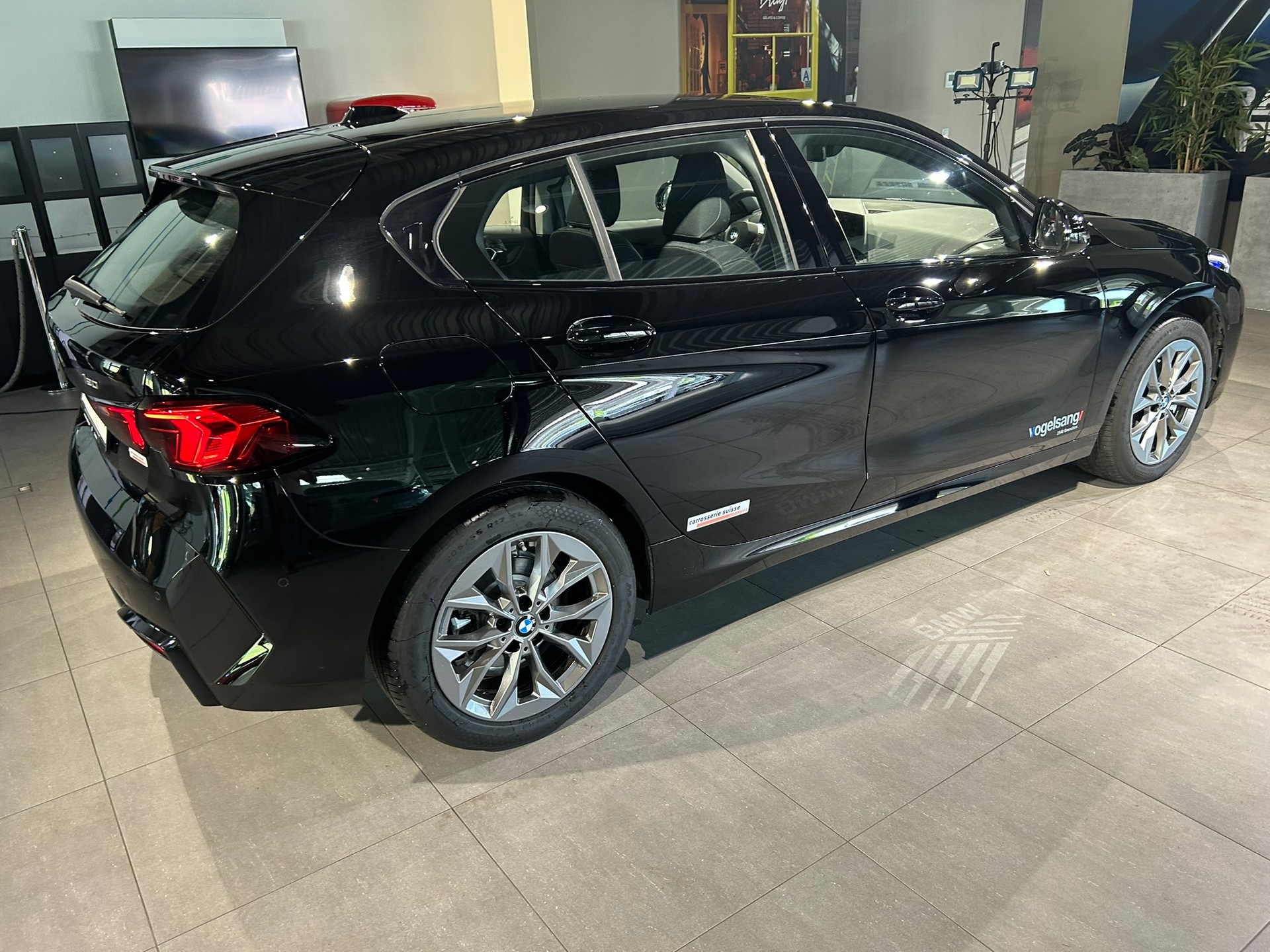 BMW 120 Steptronic-image-10