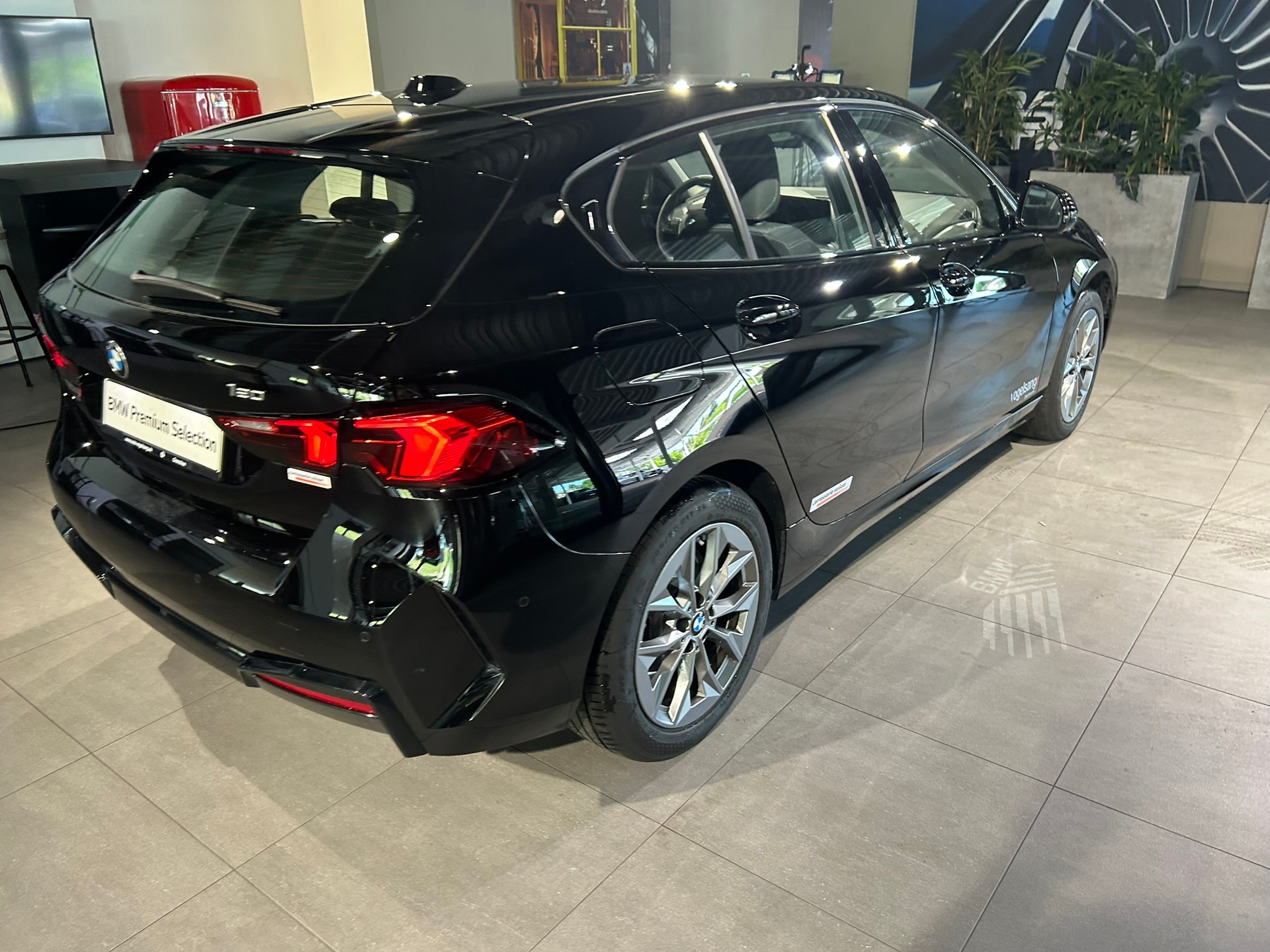 BMW 120 Steptronic-image-9