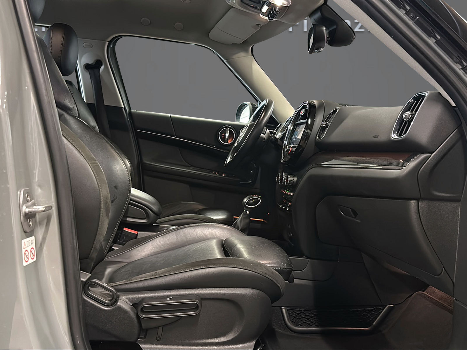 MINI Countryman Cooper S E ALL4 Steptronic-image-10