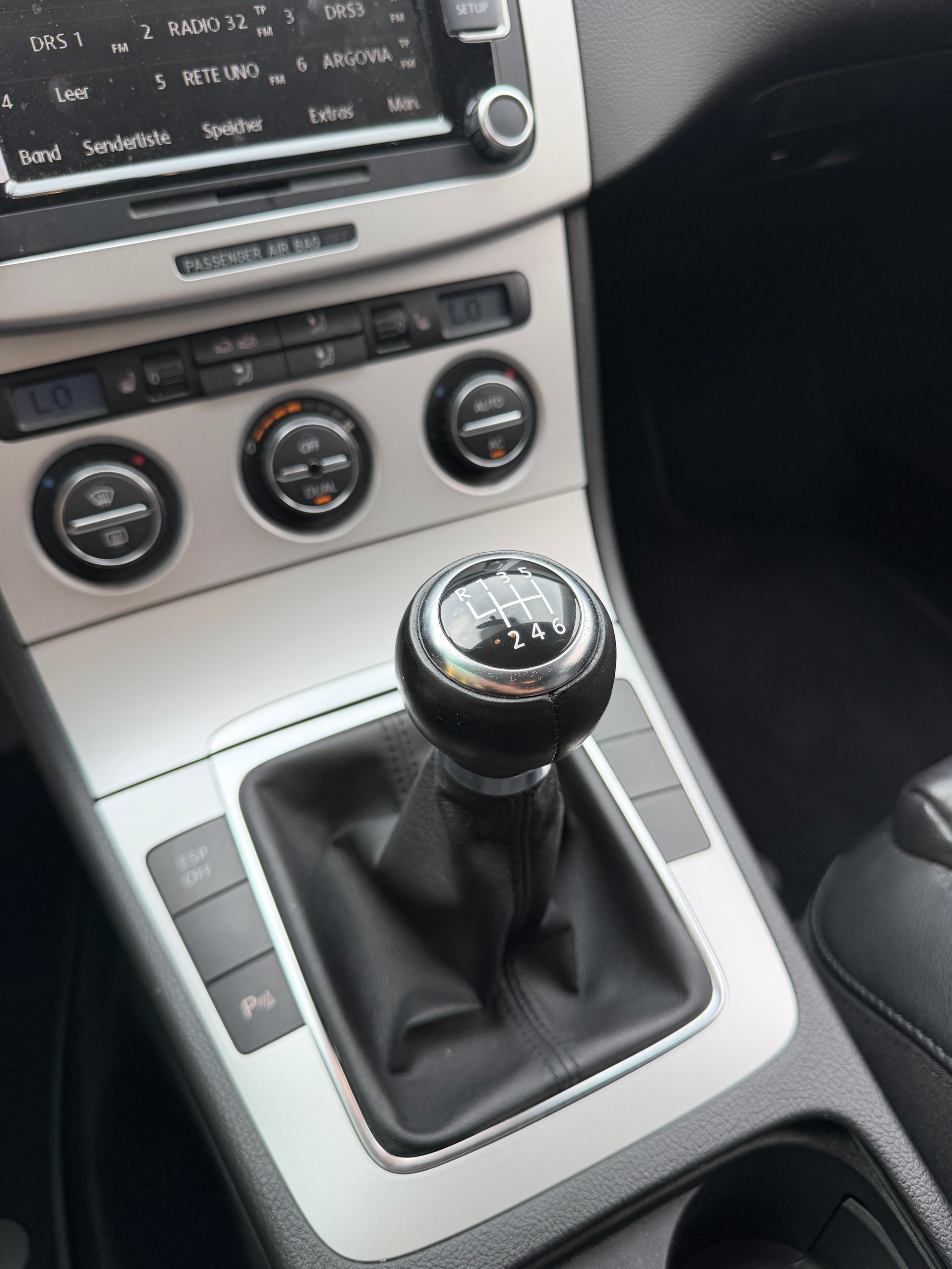 VW Passat Variant 2.0 TDI Comfortline-image-11