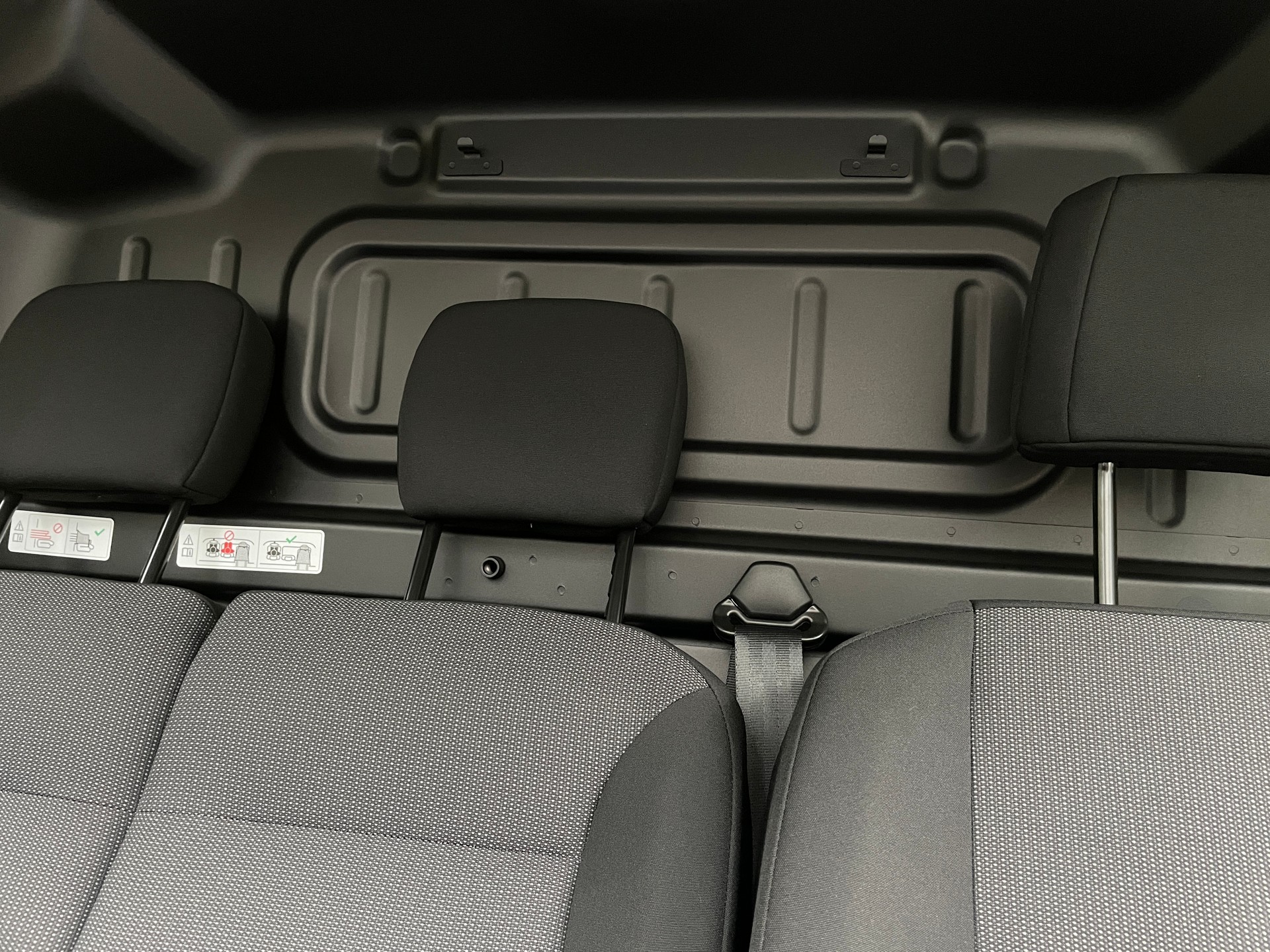 PEUGEOT e-Partner 50kWh Standard mit Rückfahrkamera-image-15