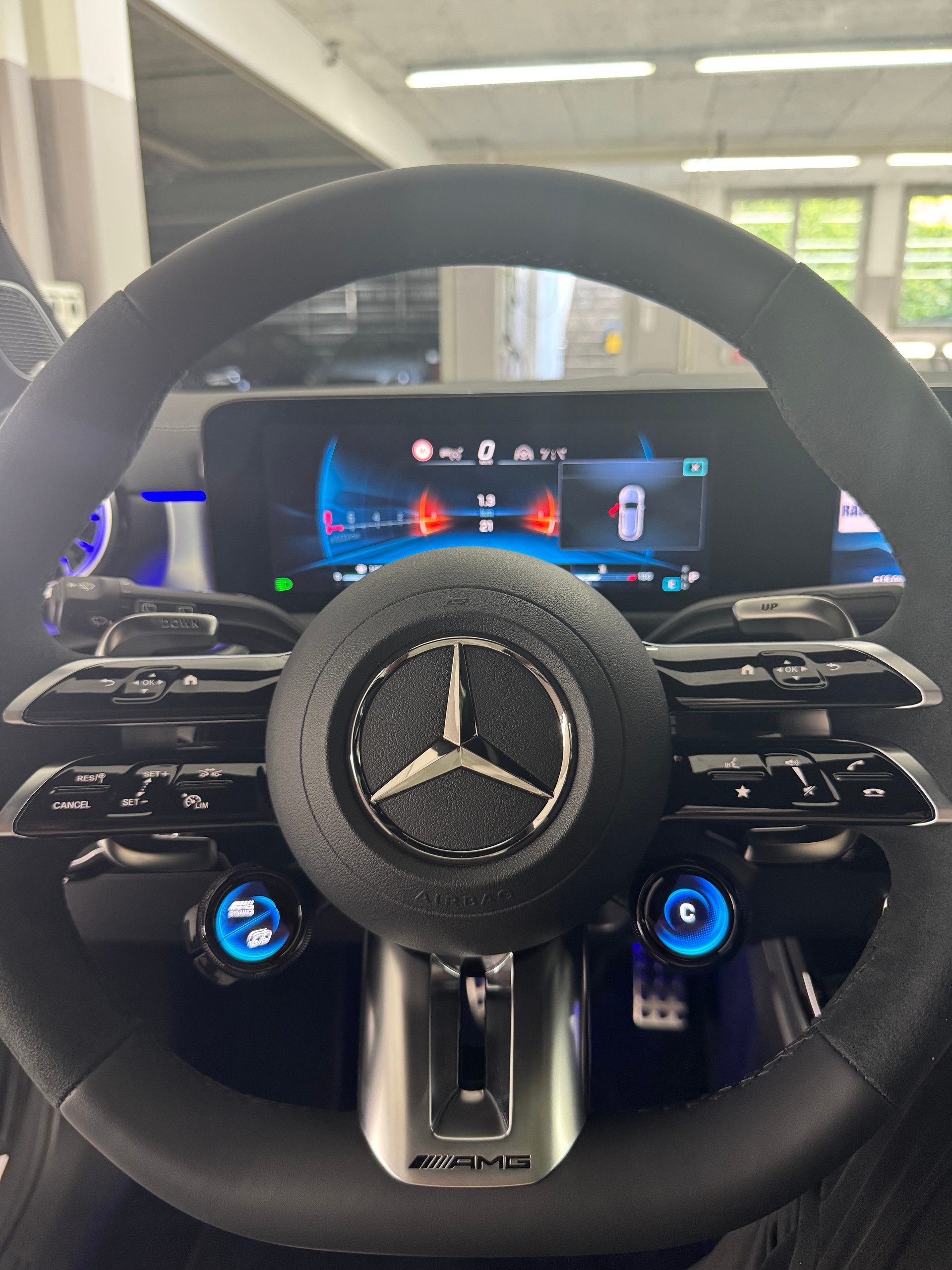 MERCEDES-BENZ A AMG 45 S 4Matic+-image-8