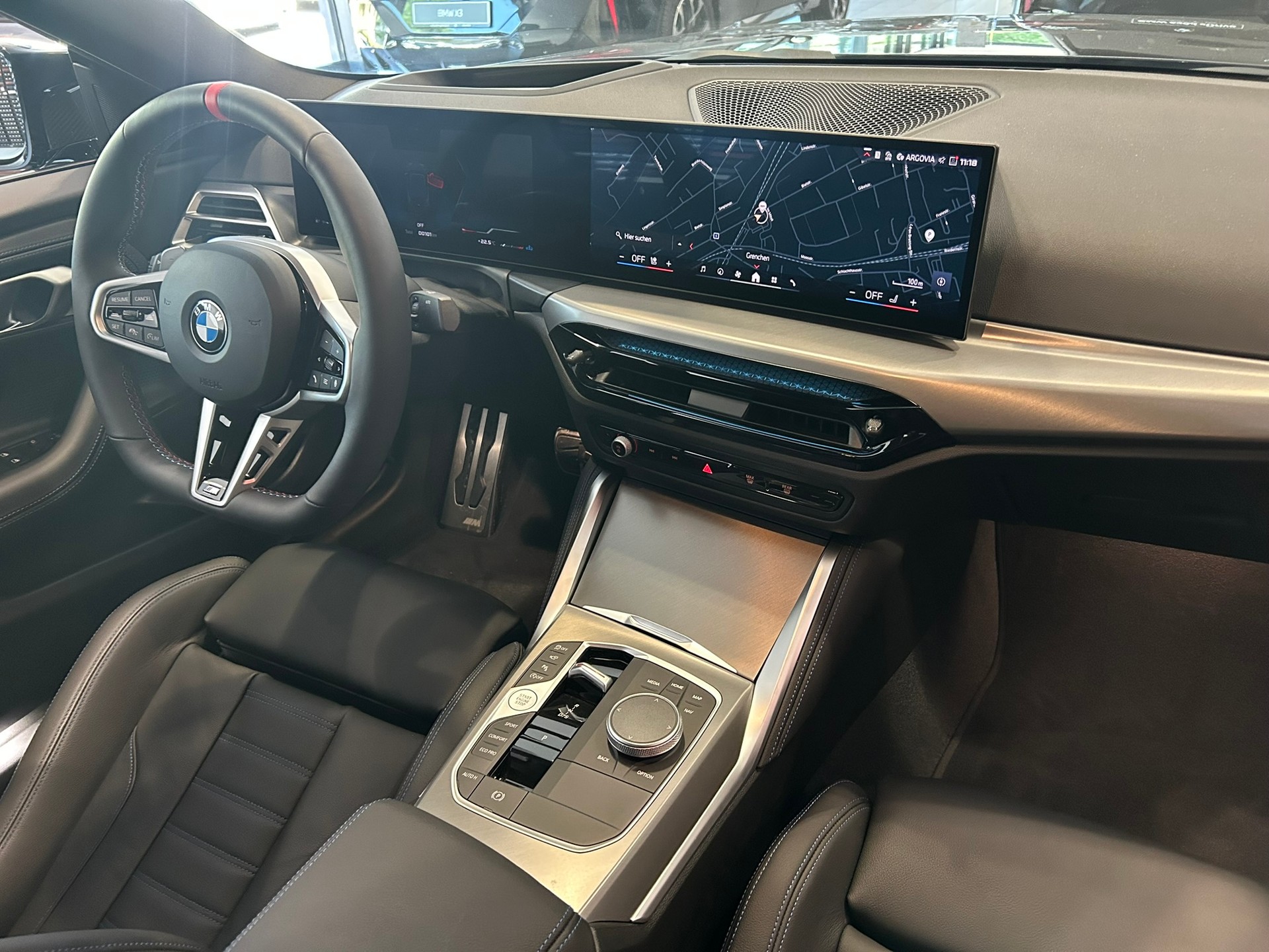 BMW M240i xDrive M Sport Pro Steptronic-image-23