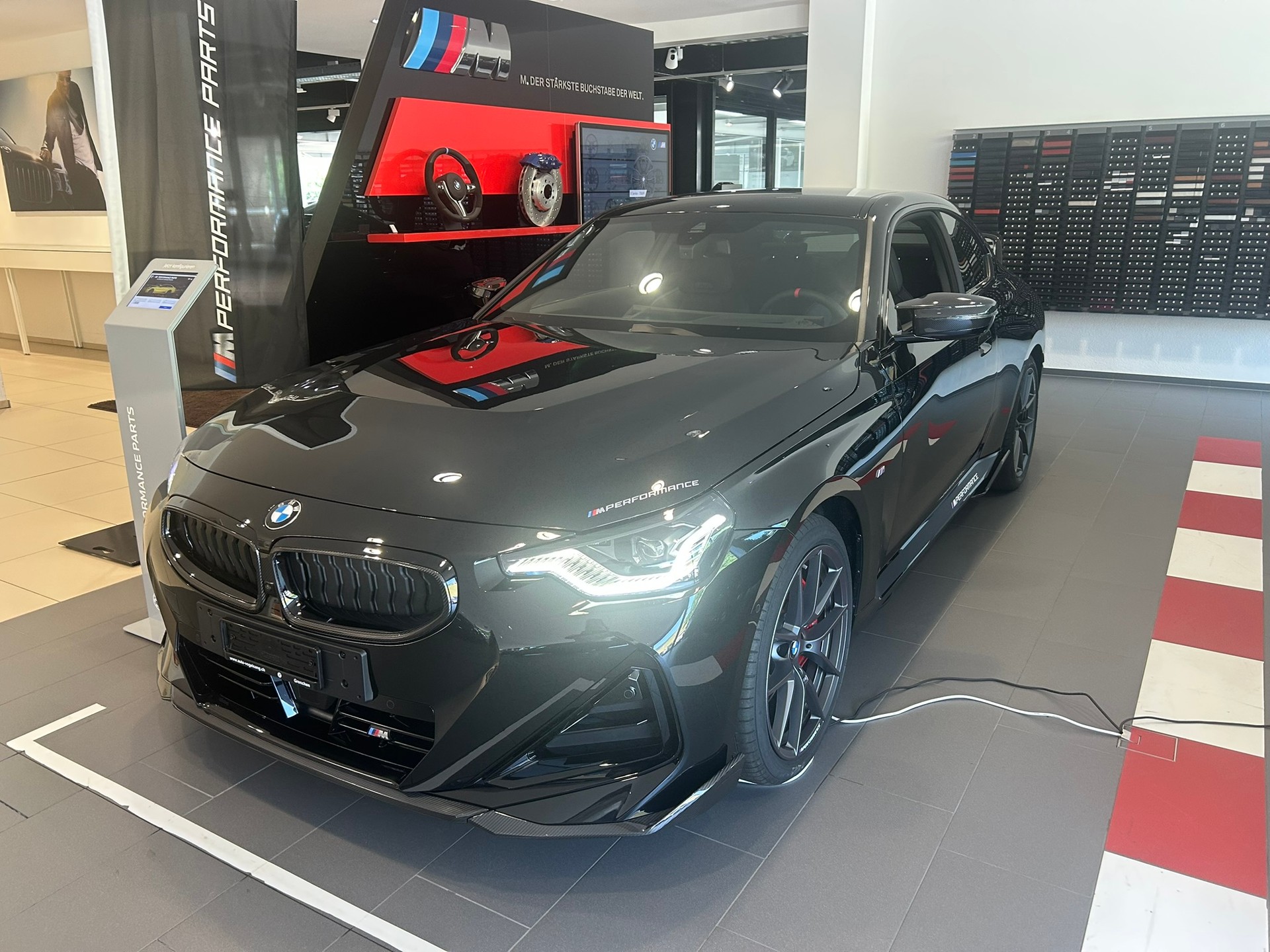 BMW M240i xDrive M Sport Pro Steptronic-image-1