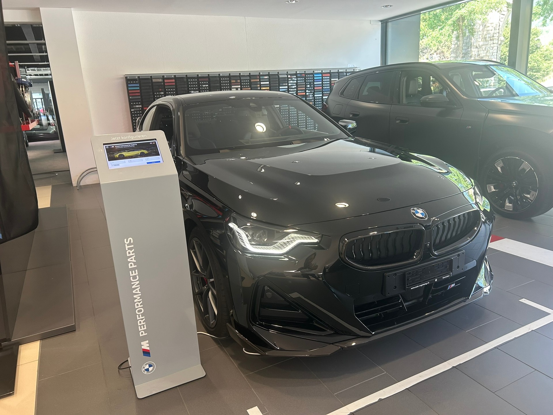 BMW M240i xDrive M Sport Pro Steptronic-image-2