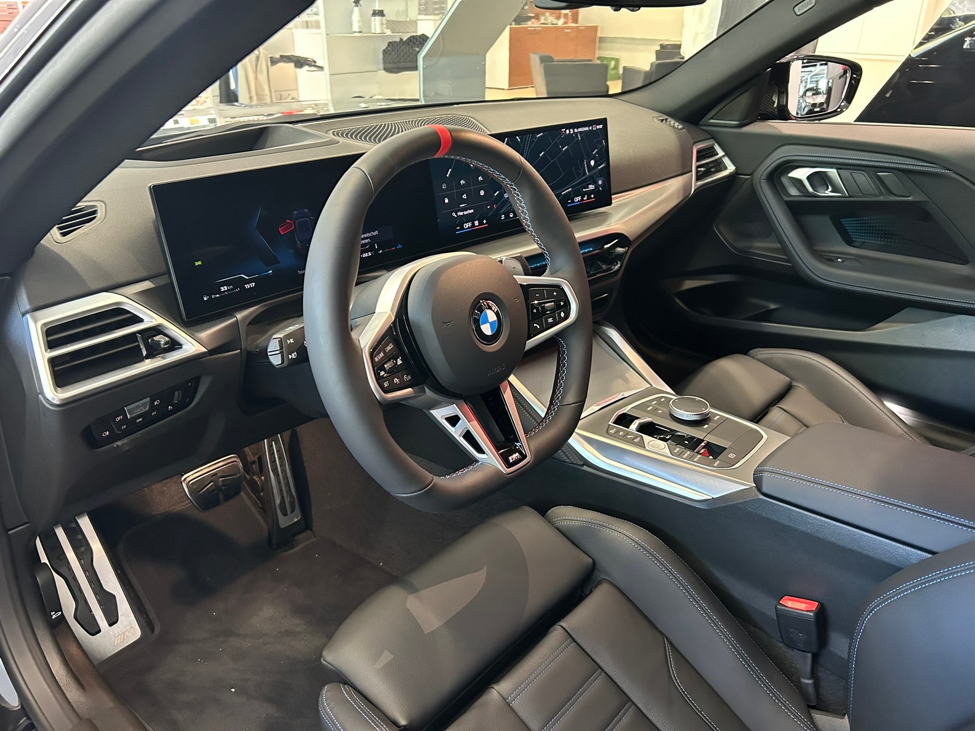BMW M240i xDrive M Sport Pro Steptronic-image-19