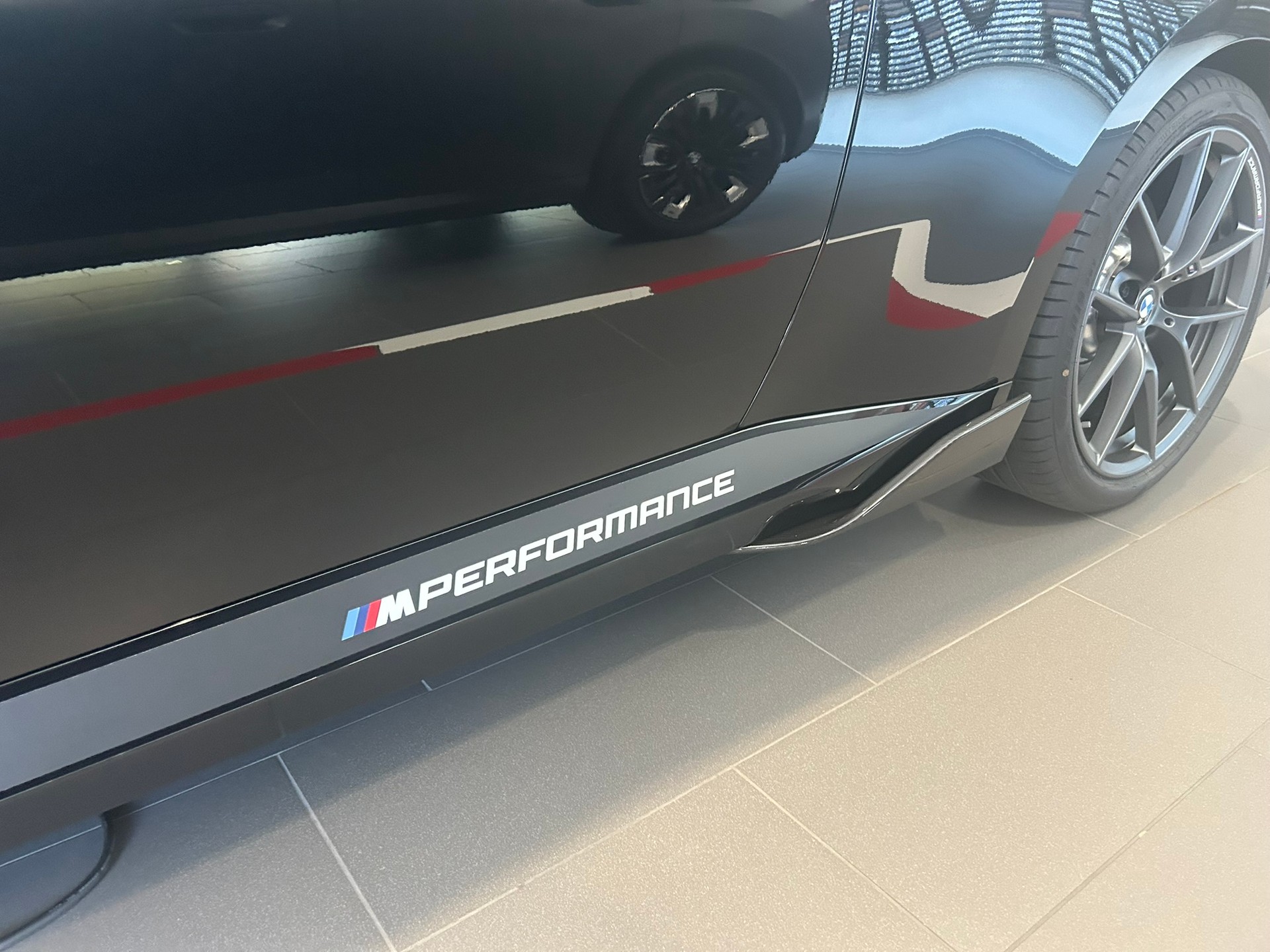 BMW M240i xDrive M Sport Pro Steptronic-image-13