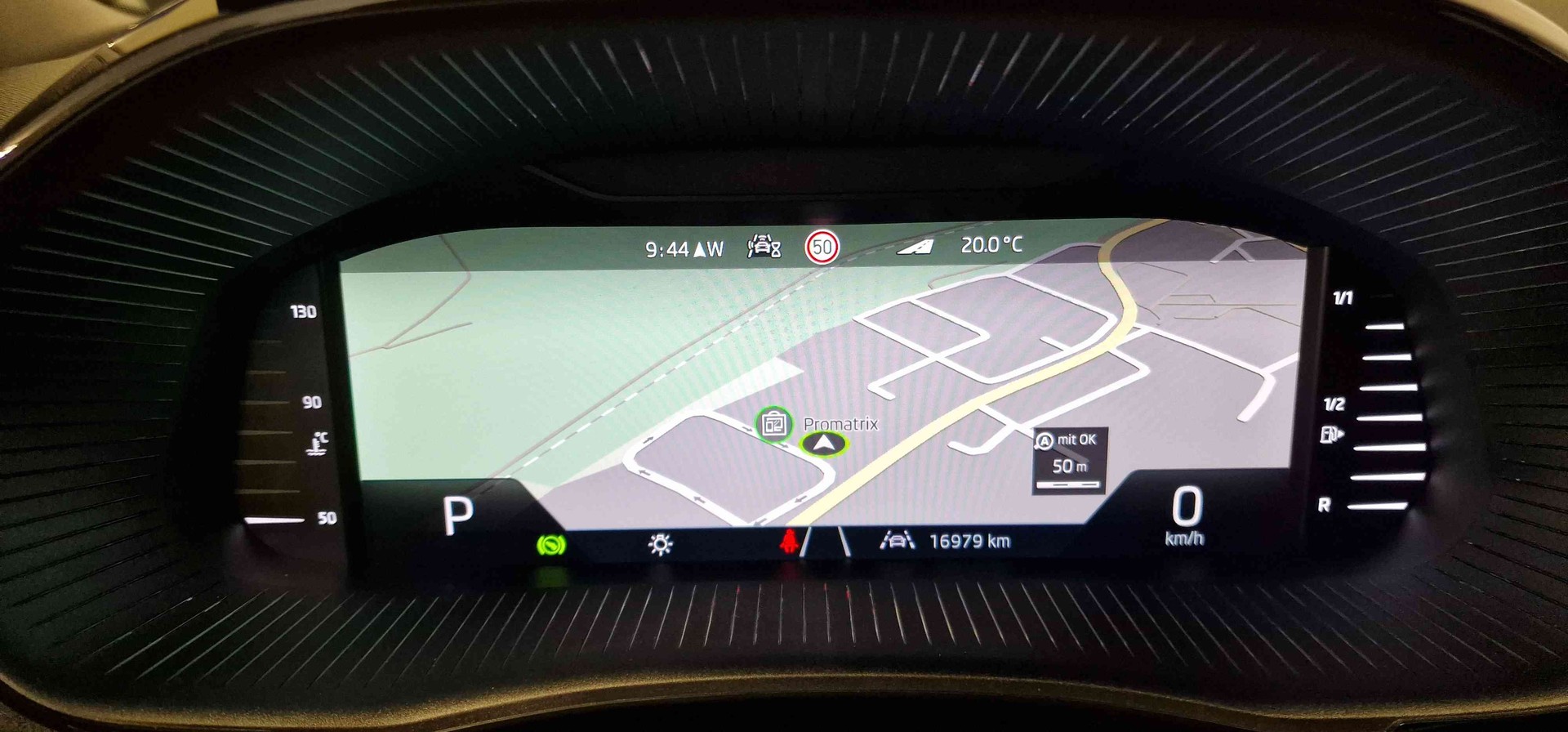 SKODA Fabia 1.0 TSI Selection DSG-image-5