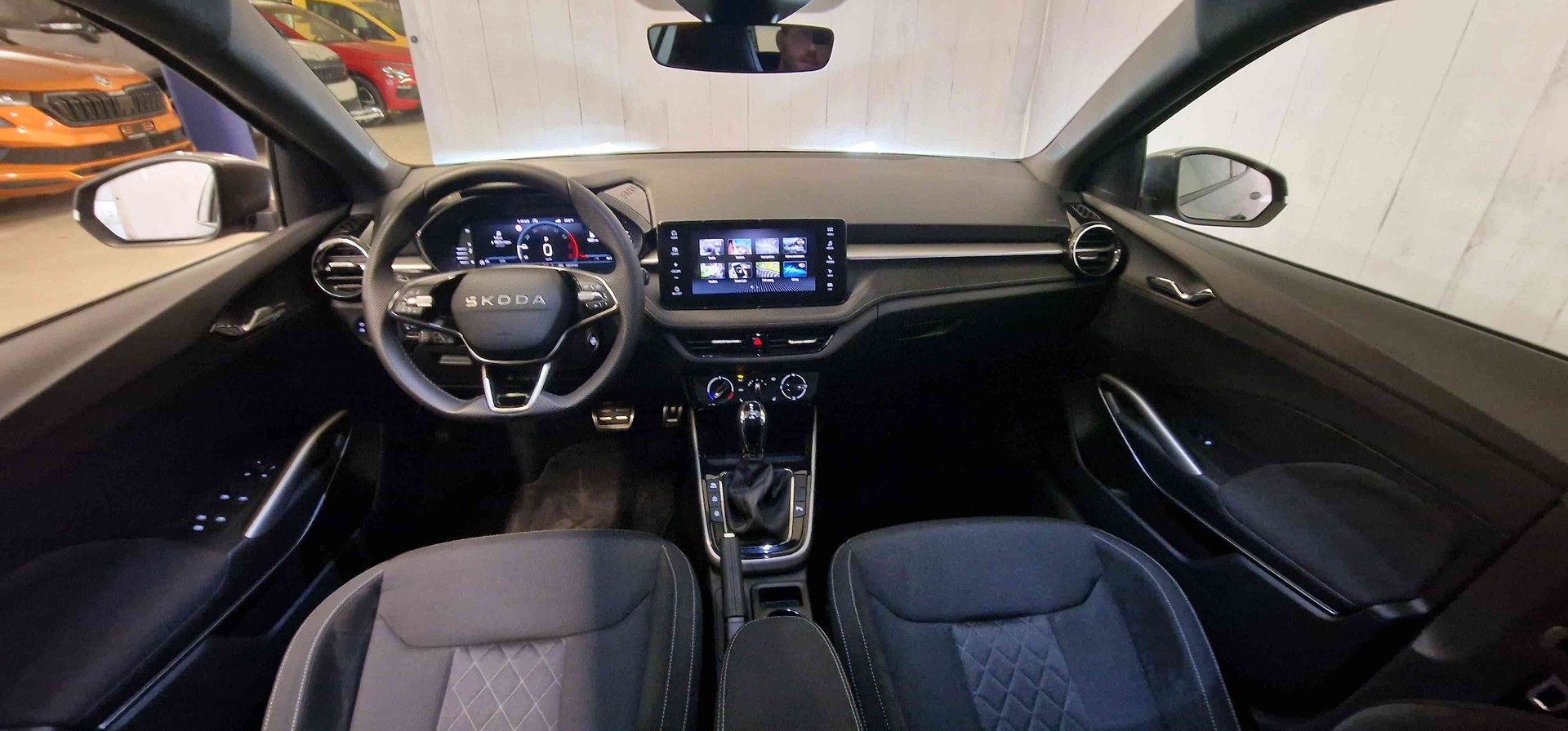 SKODA Fabia 1.0 TSI Selection DSG-image-13