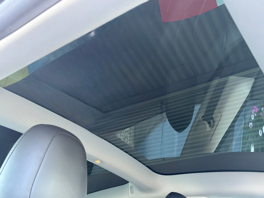 TESLA Model 3 Long Range Dual Motor AWD-image-8