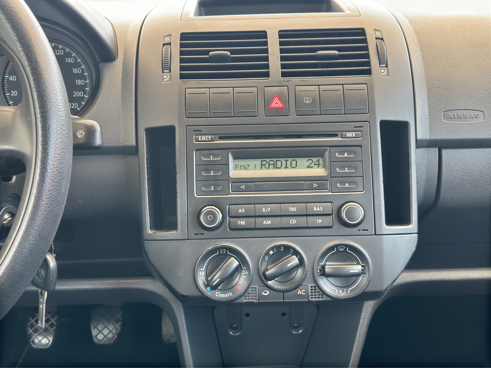 VW Polo 1.2 6V Trendline-image-11