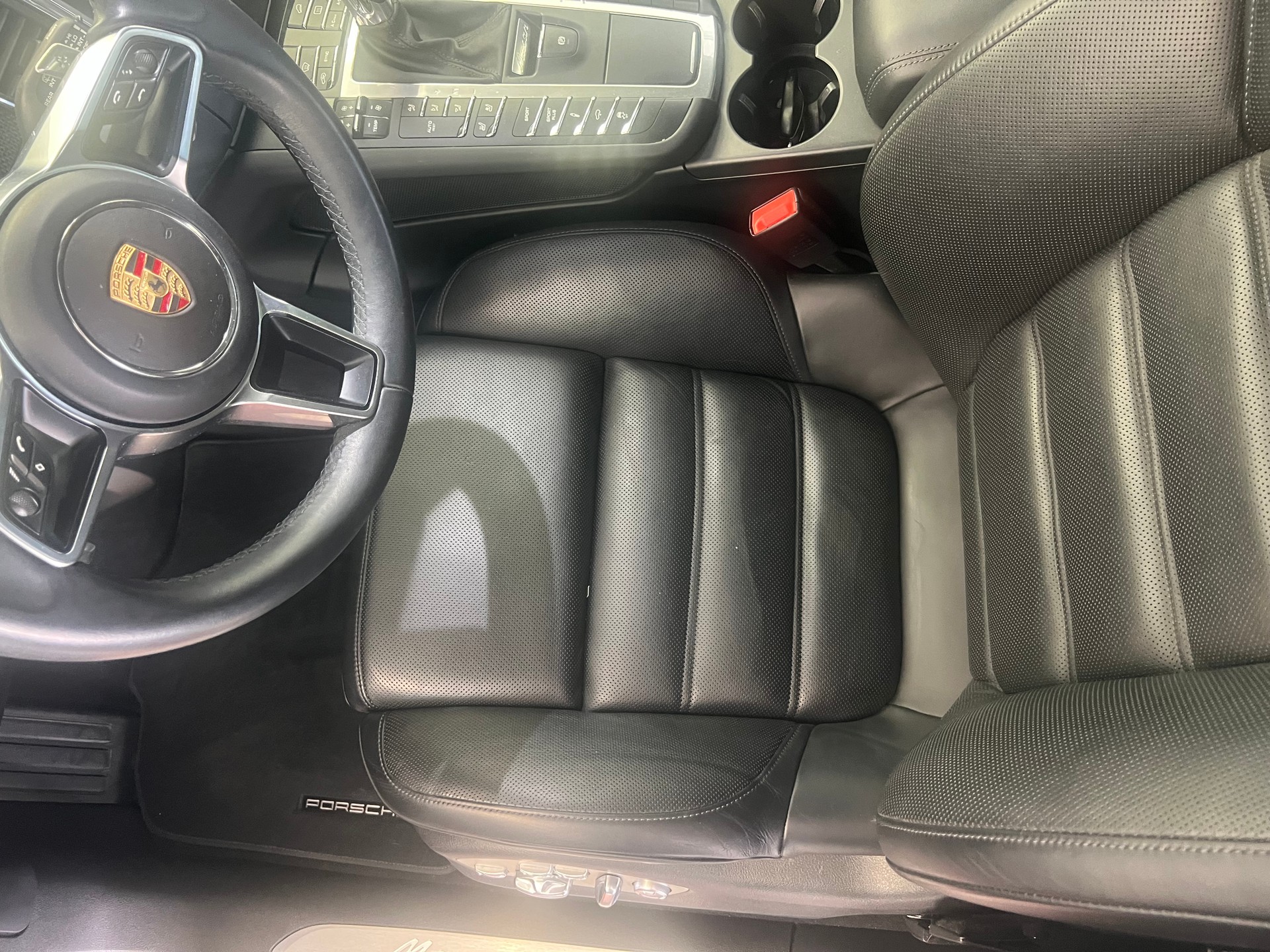 PORSCHE 3.0 V6 S-image-12