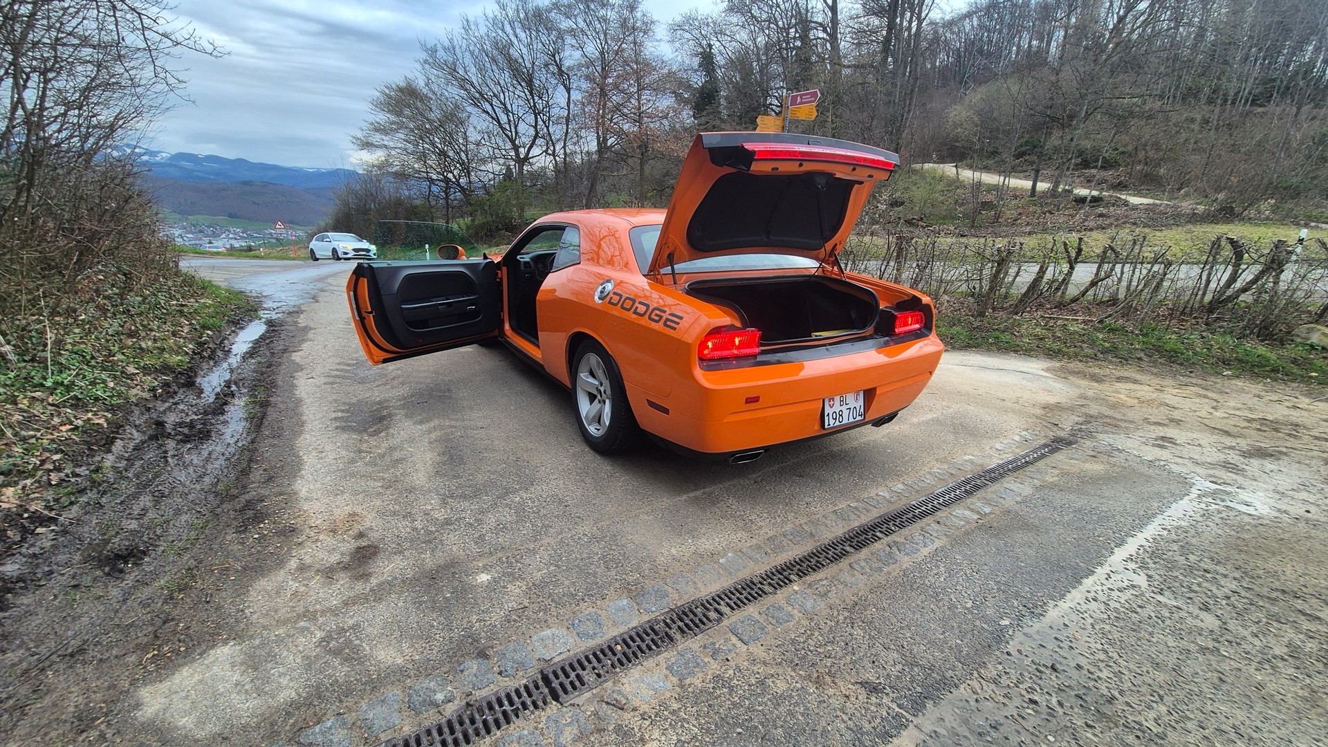 DODGE sxt-image-1