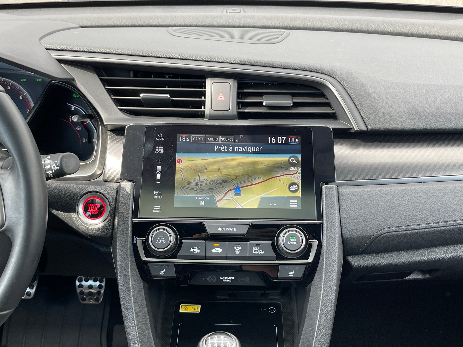HONDA Civic 1.5 VTEC Sport-image-9