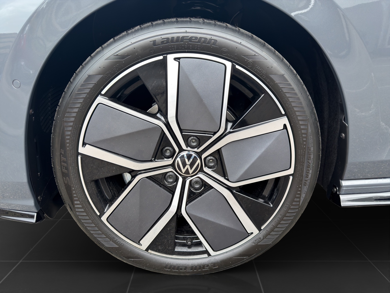 VW Golf 2.0 TSI R-Line DSG 4 Motion-image-14
