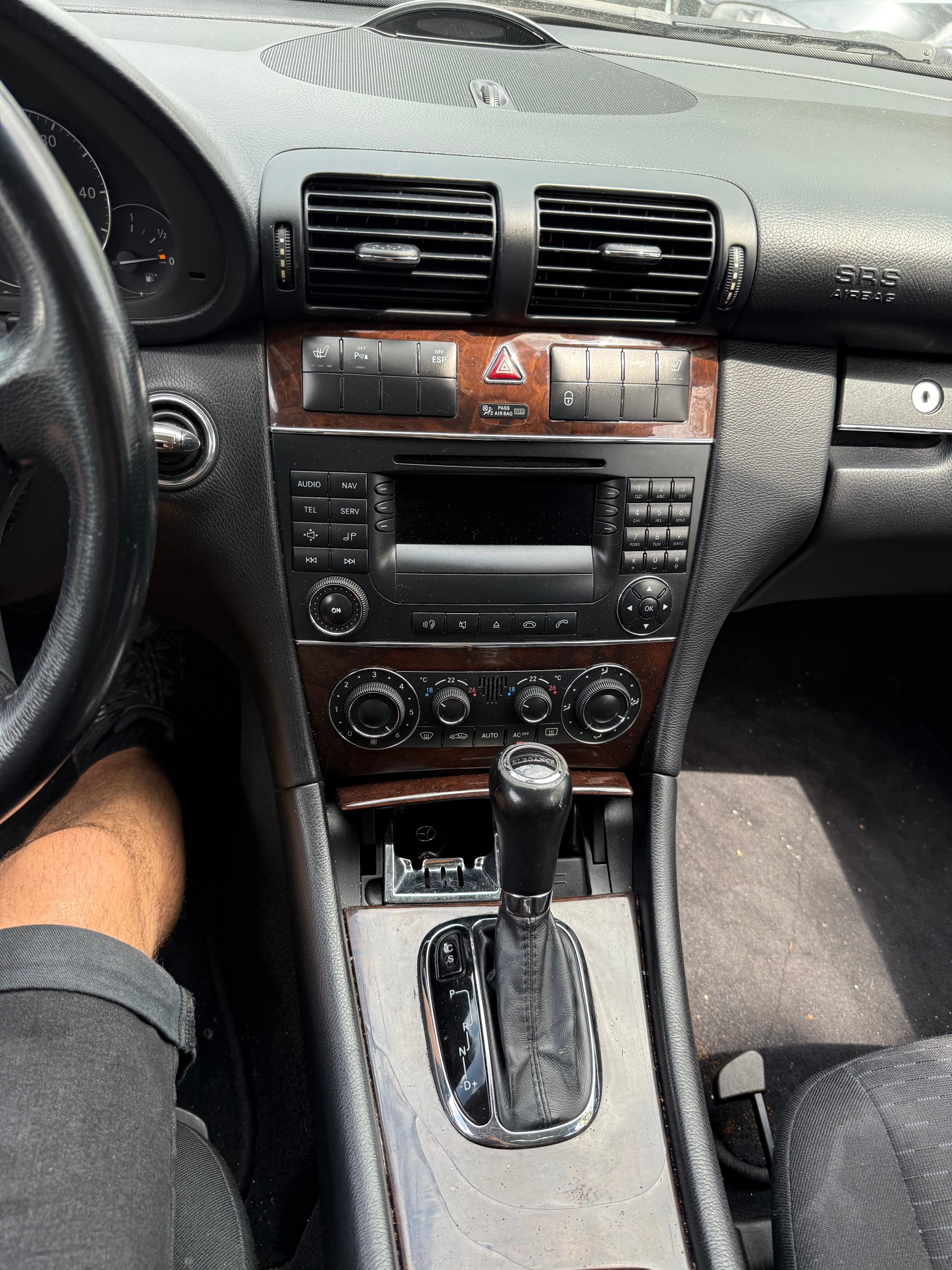 MERCEDES-BENZ C 220 CDI Elégance-image-11