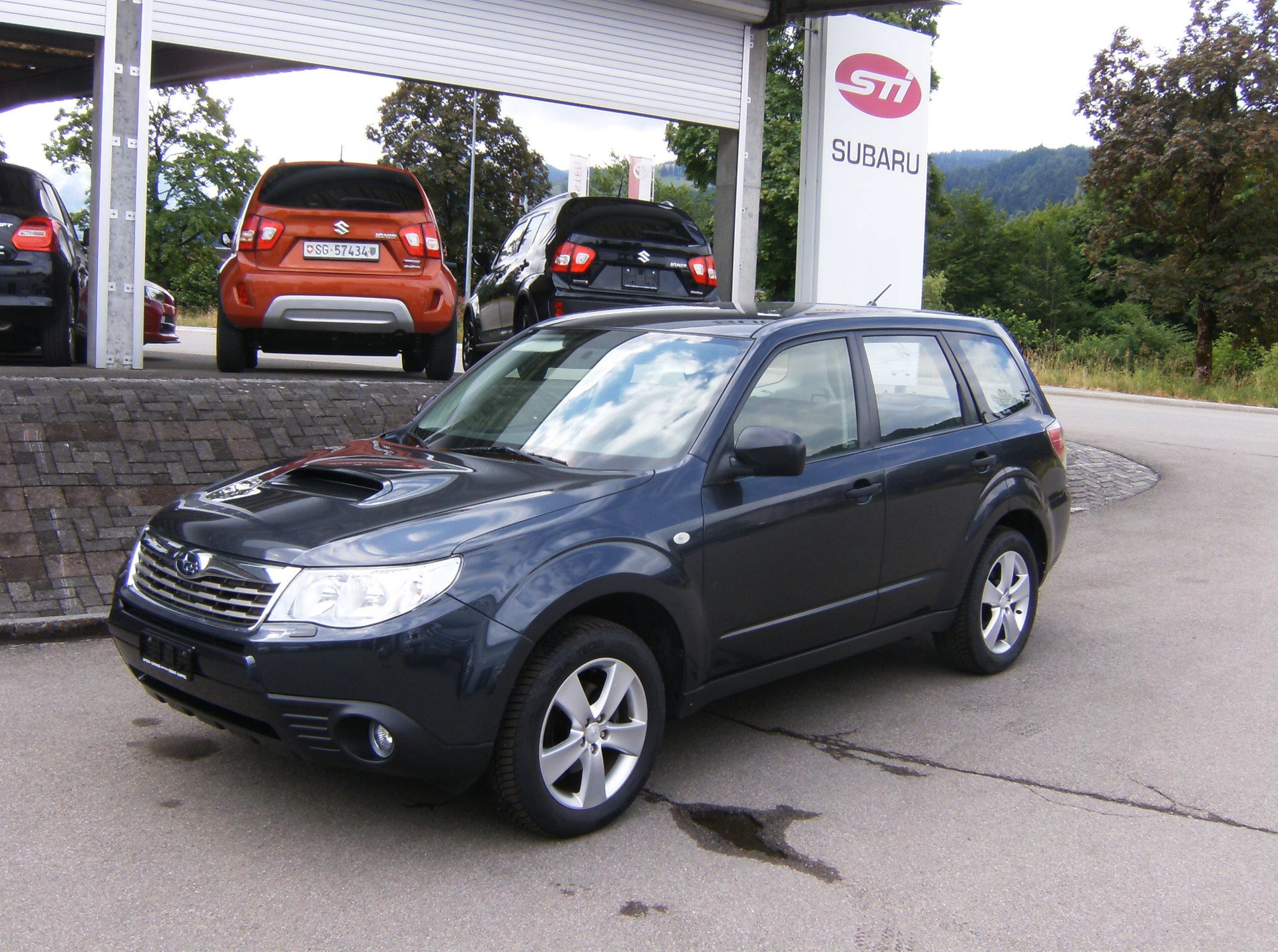 SUBARU Forester 2.0D X Swiss-image-0