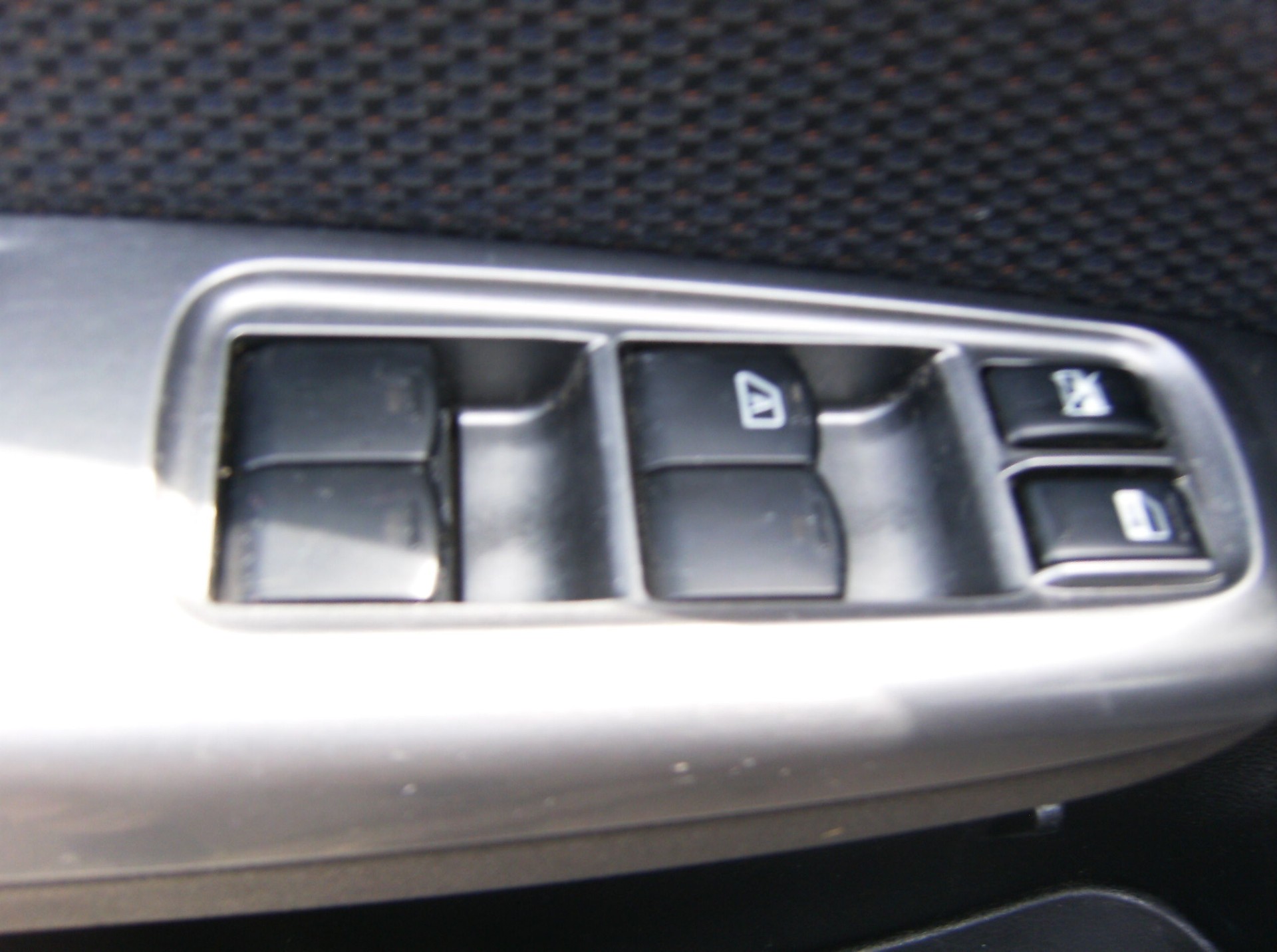 SUBARU Forester 2.0D X Swiss-image-8