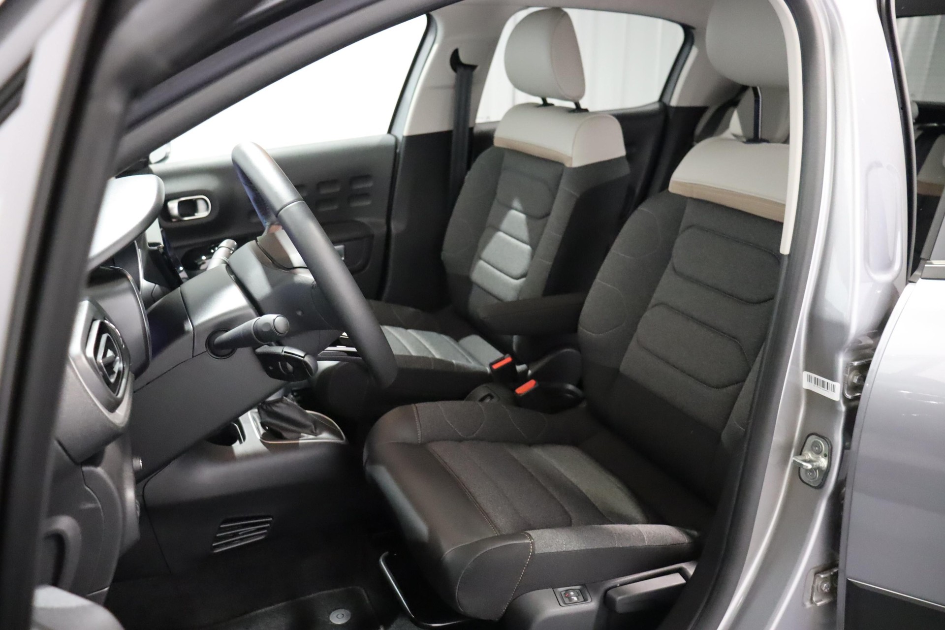CITROEN C3 1.2 PureTech Swiss Edition+-image-4